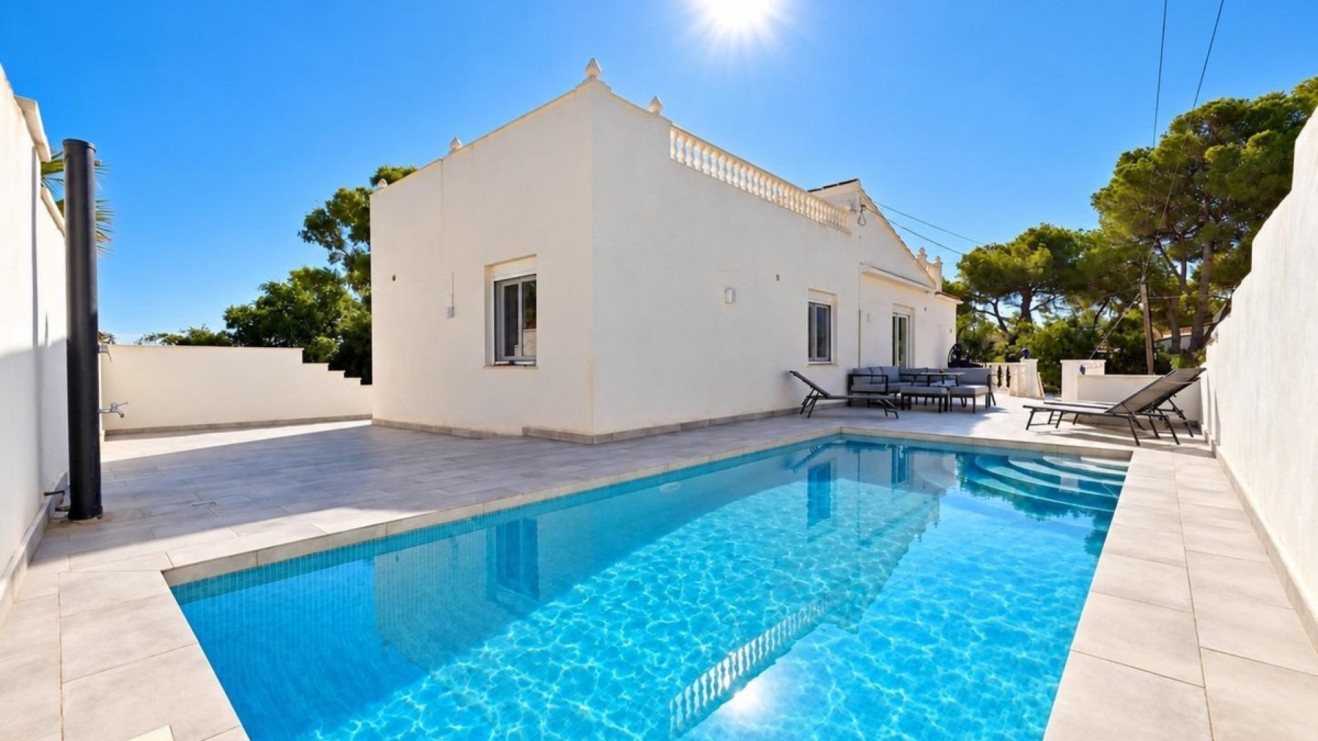 Resale - Villa - Torrevieja - Torrevieja Centro