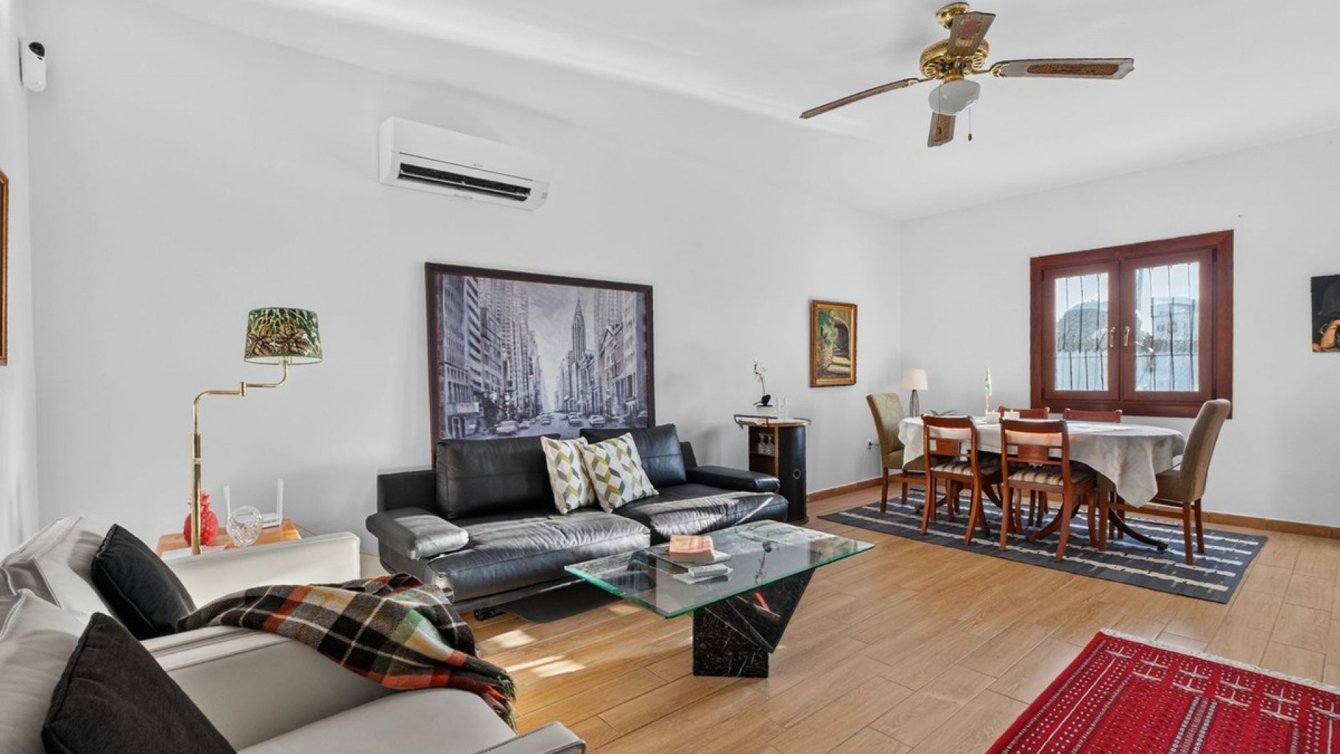 Resale - Villa - Torrevieja - Torrevieja Centro