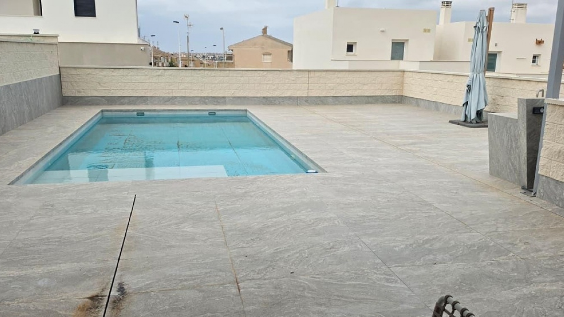 Resale - Villa - Torrevieja - Torrevieja Centro