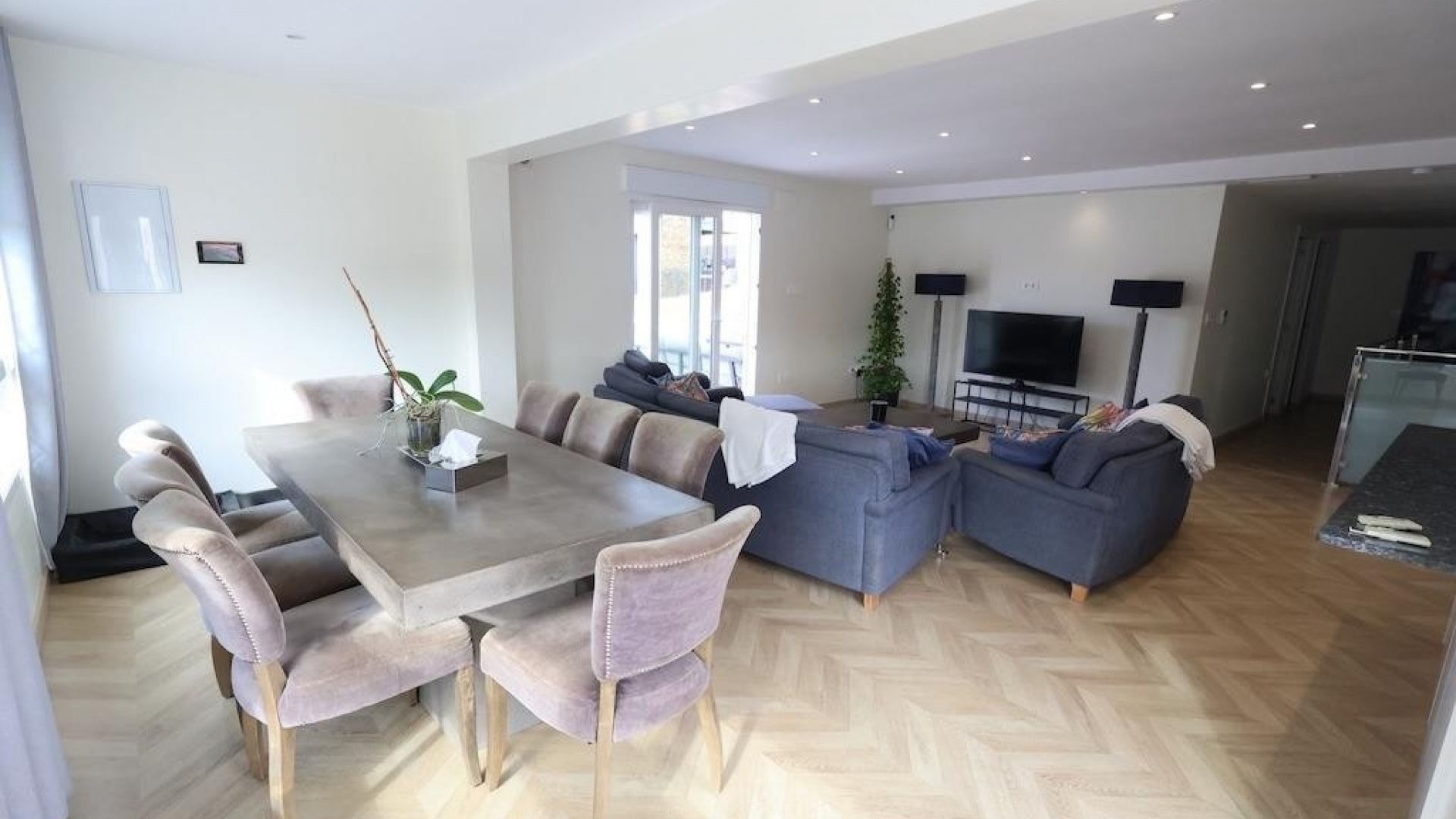 Resale - Villa - Torrevieja - Torrevieja Centro