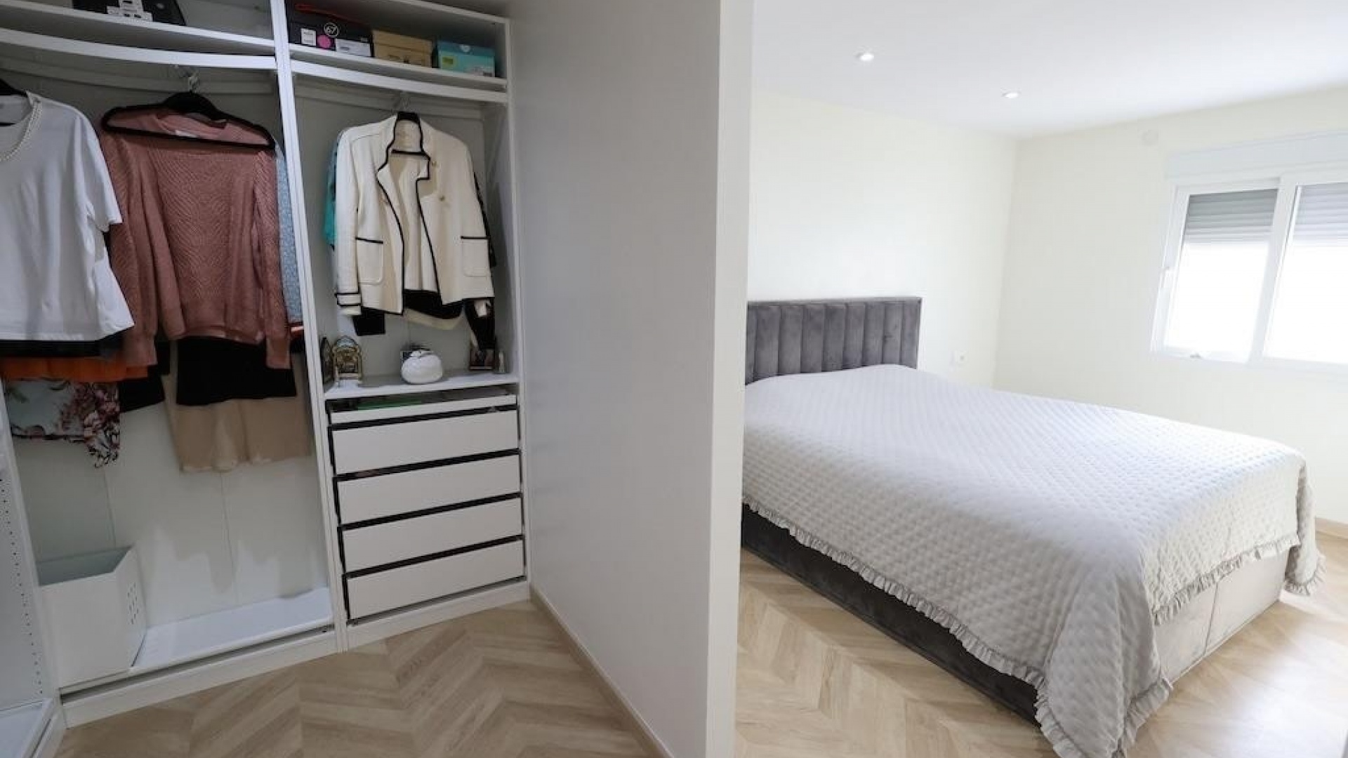 Resale - Villa - Torrevieja - Torrevieja Centro