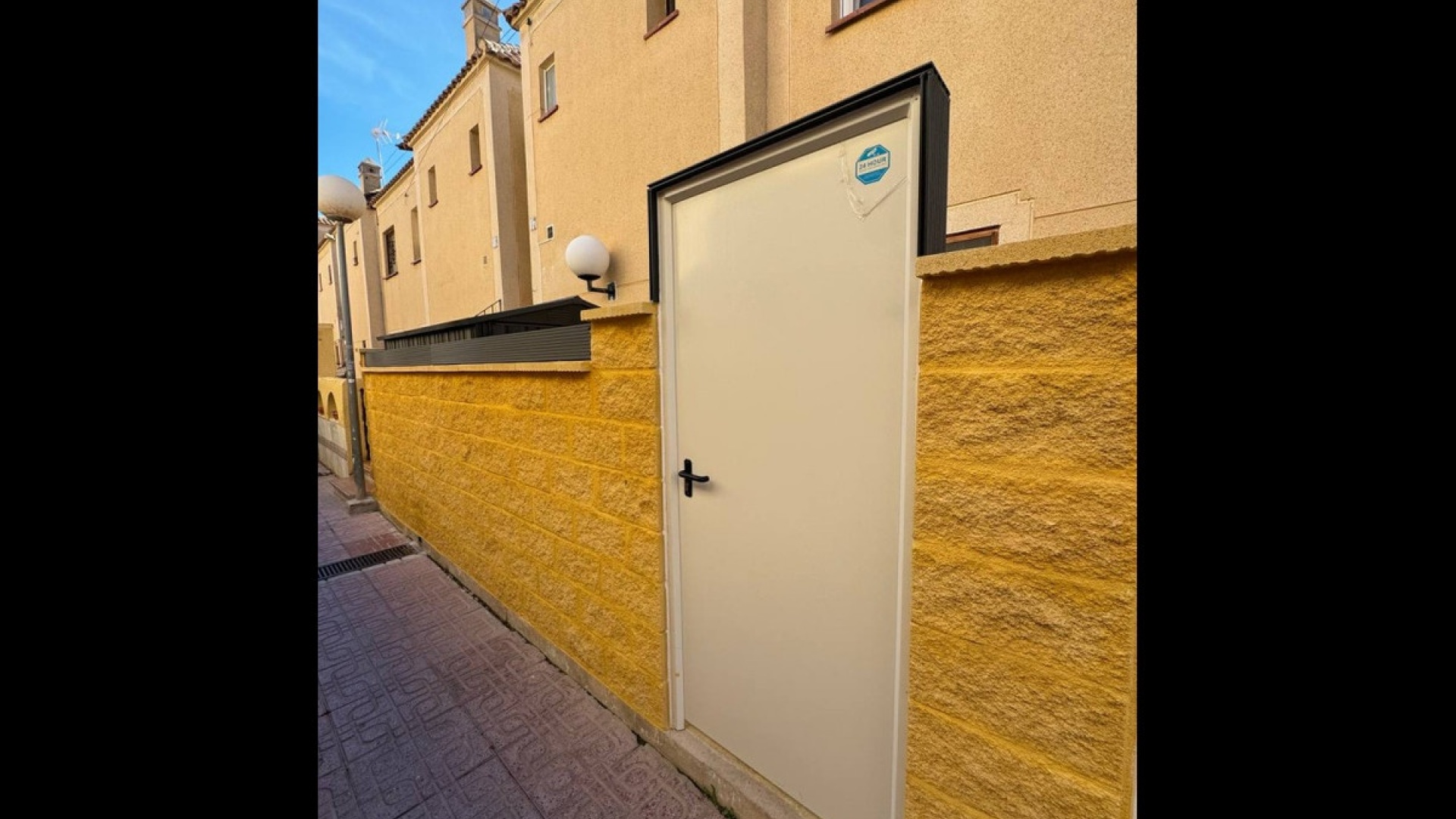 Resale - Villa - Torrevieja - Torrevieja Centro