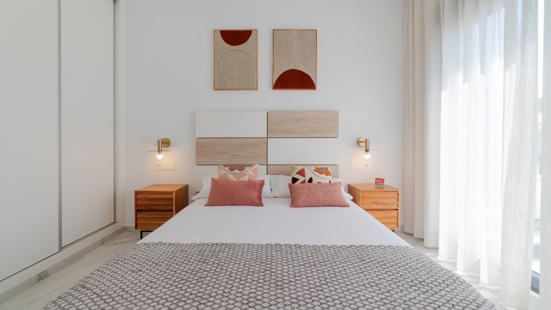 Resale - Villa - Torrevieja