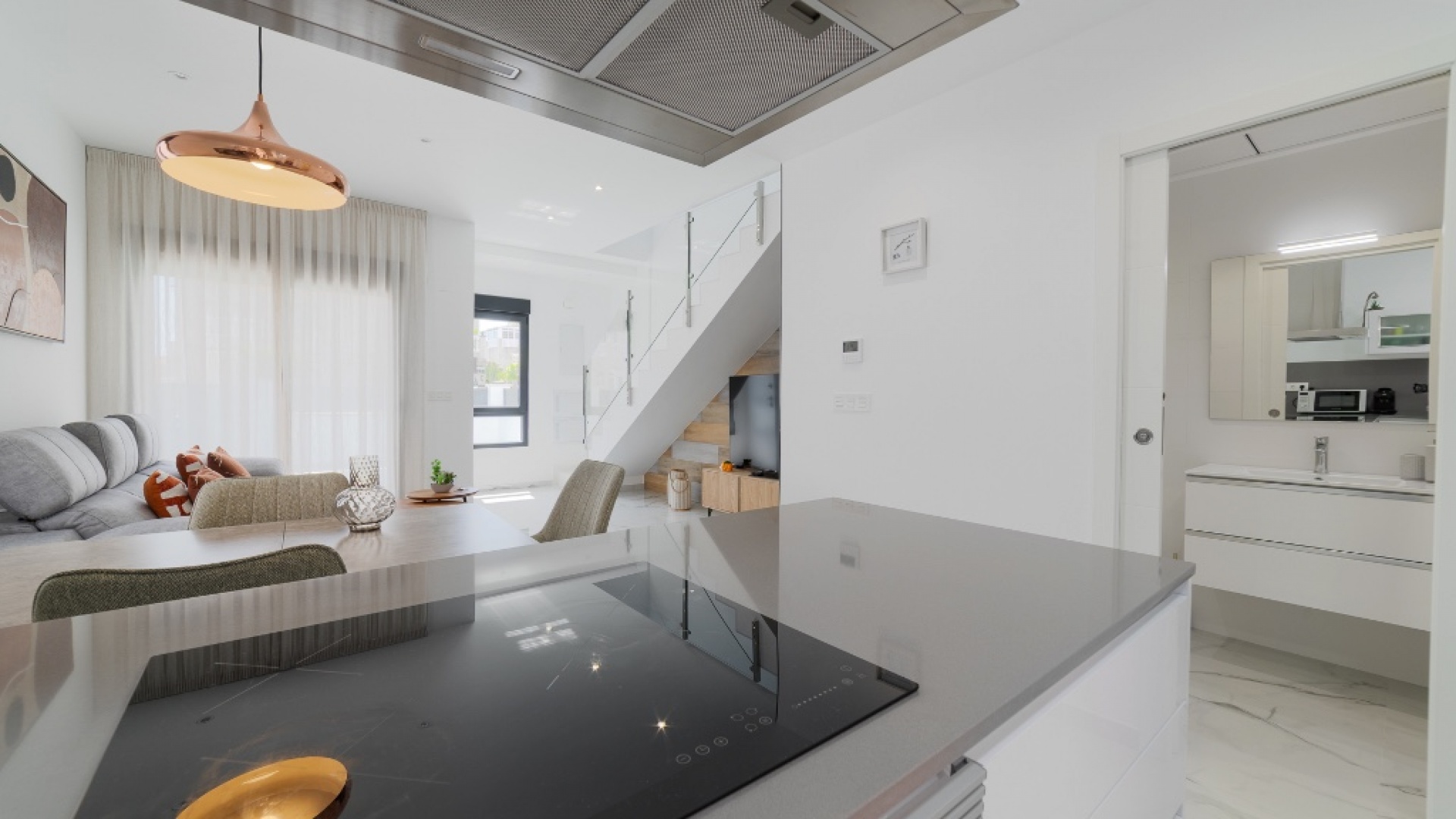 Resale - Villa - Torrevieja