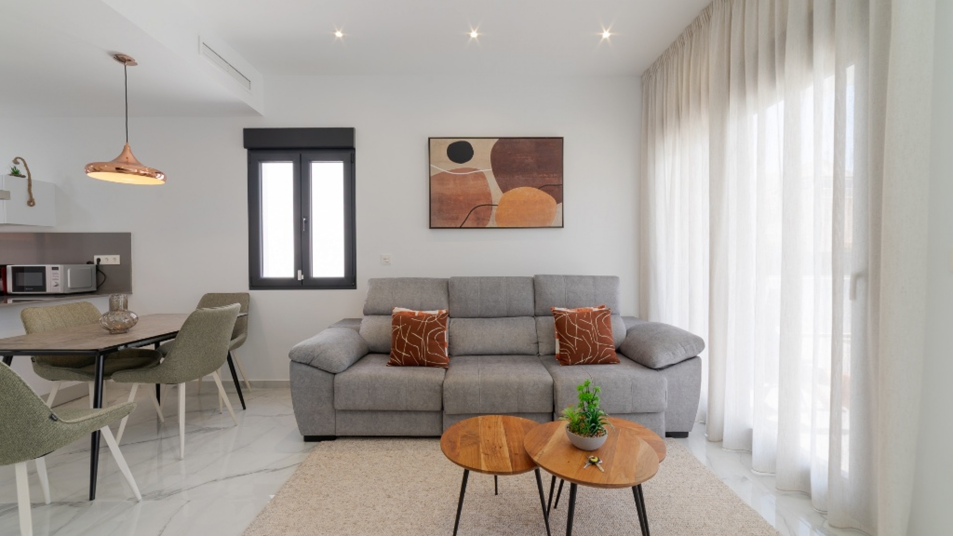 Resale - Villa - Torrevieja