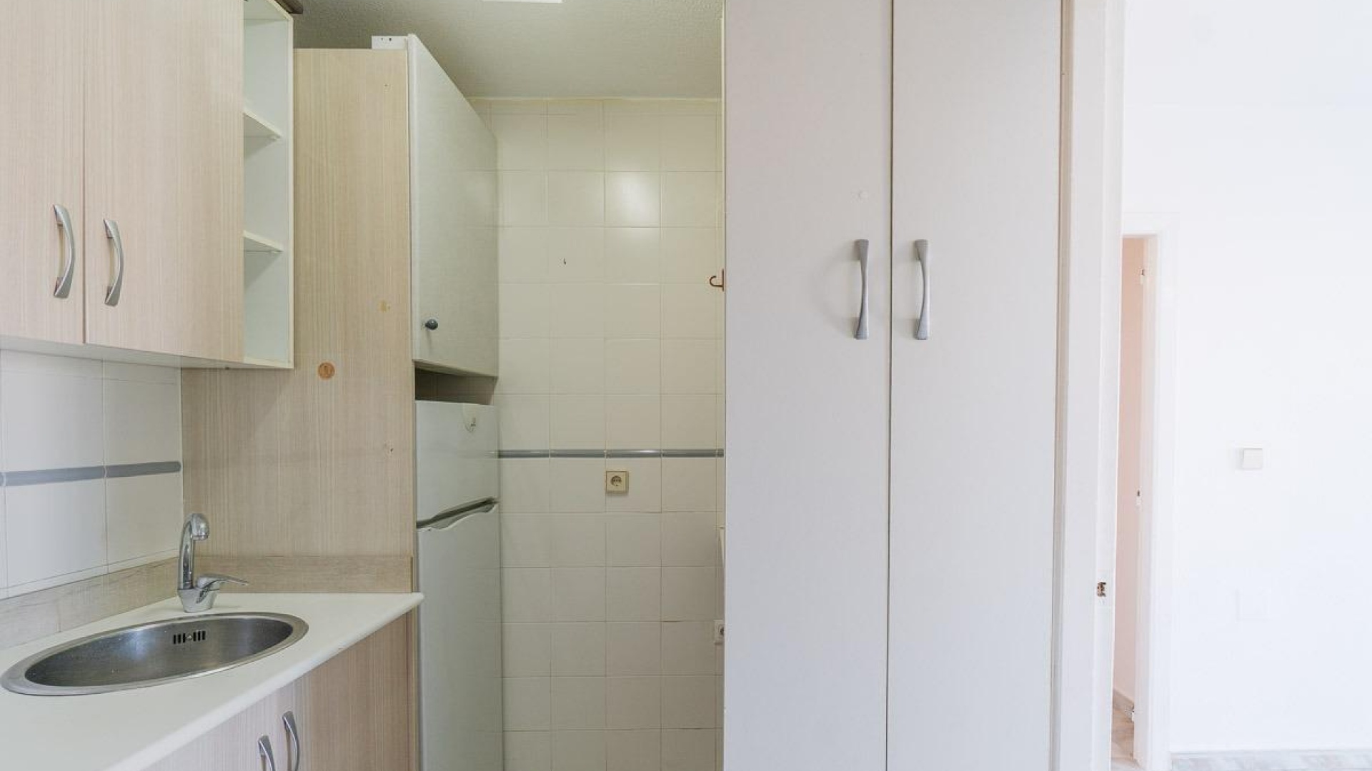 Resale - Villa - Torrevieja