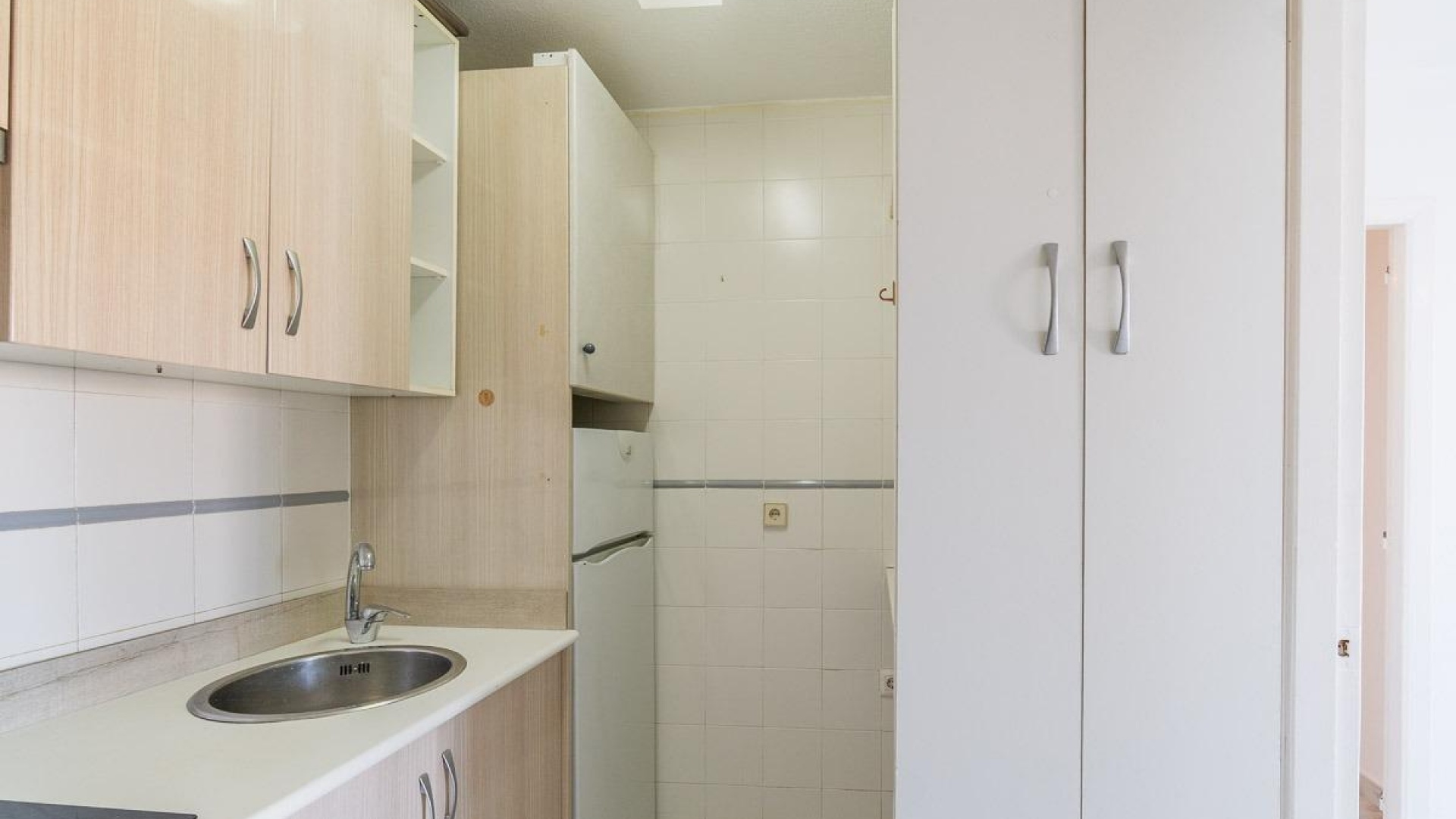 Resale - Villa - Torrevieja