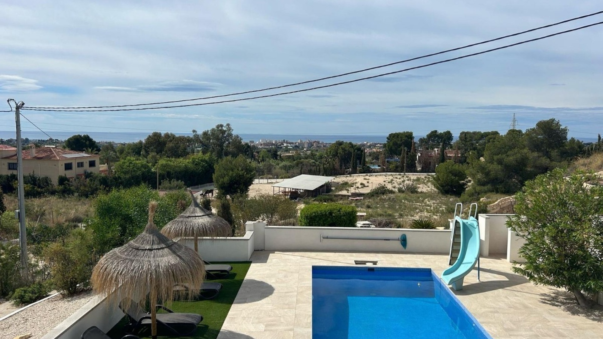 Resale - Villa - Villajoyosa - Villajoyosa Centro