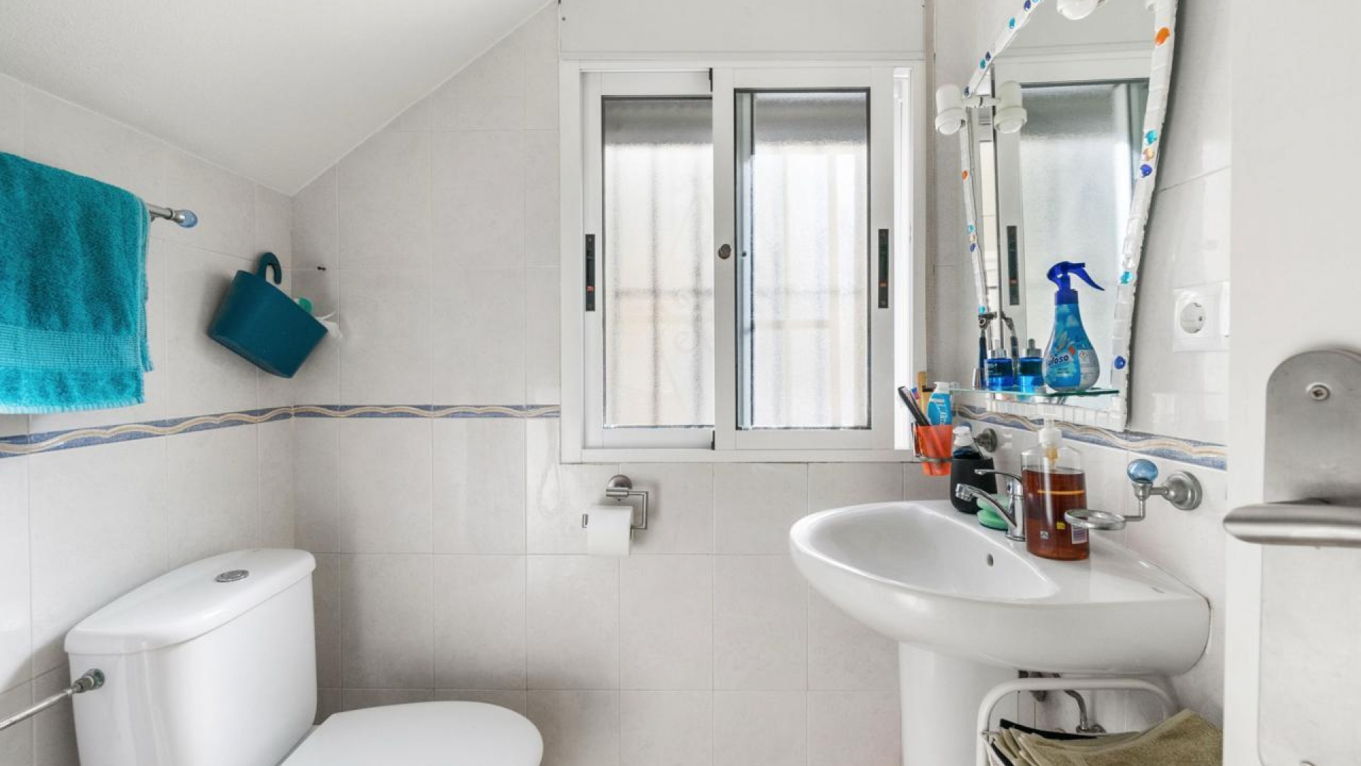 Resale - Villa - Villamartin - blue hills