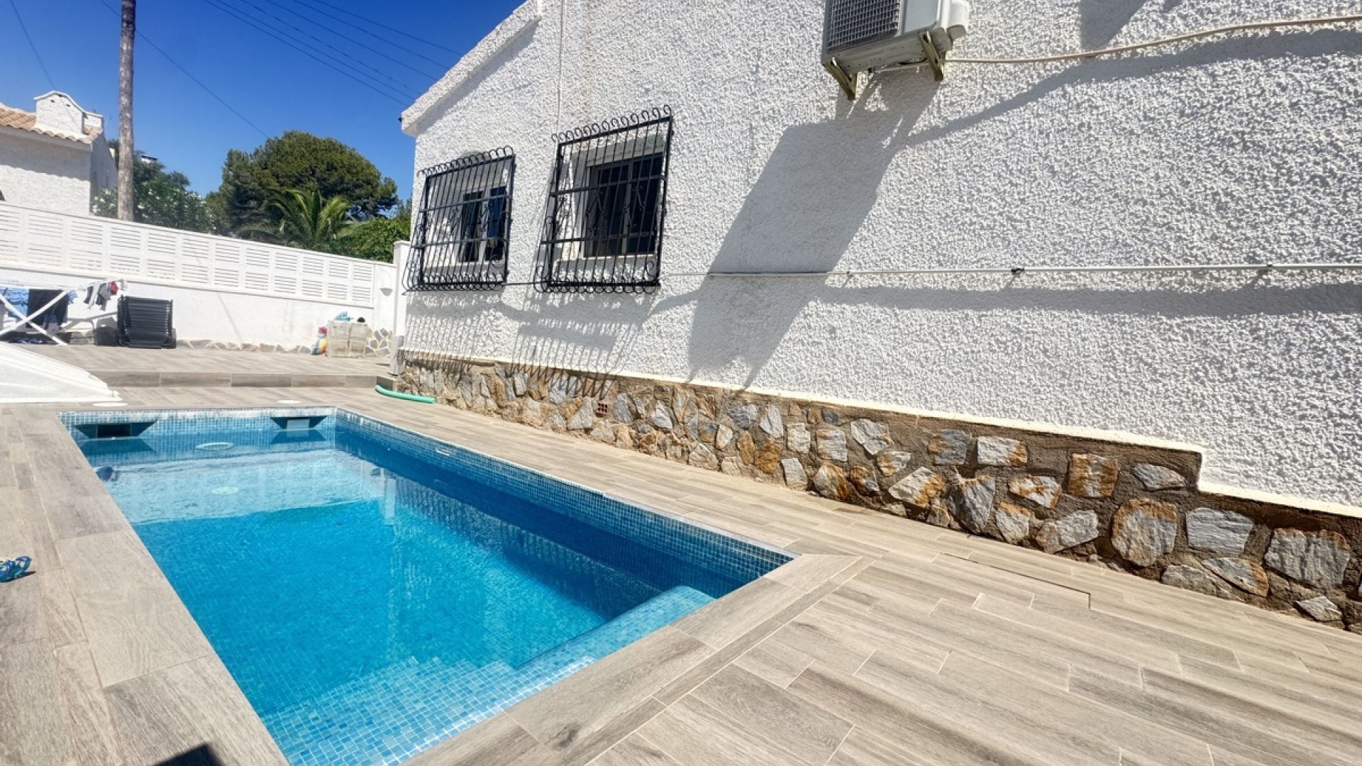 Resale - Villa - Villamartin - blue lagoon