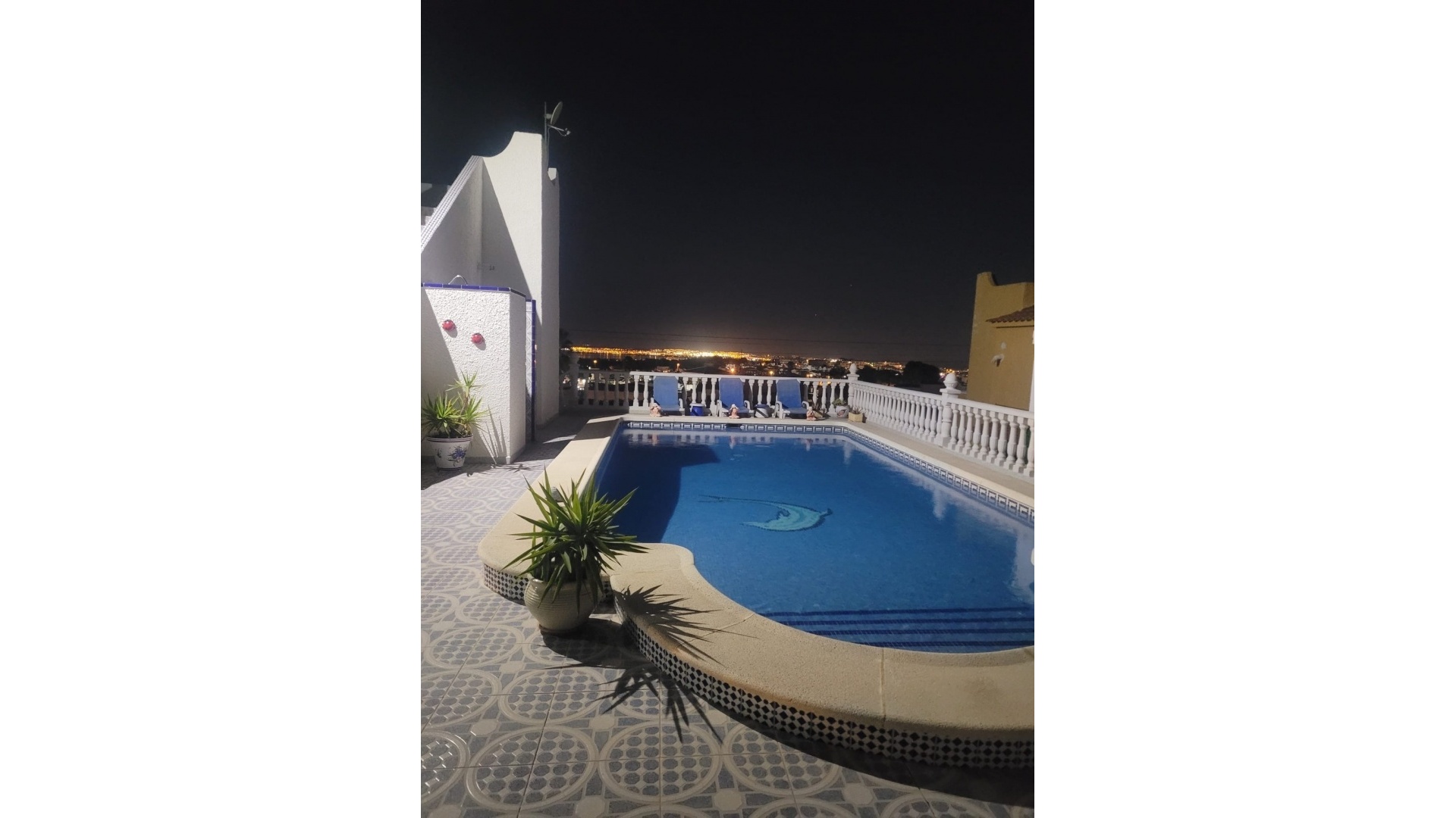 Resale - Villa - Villamartin - blue lagoon