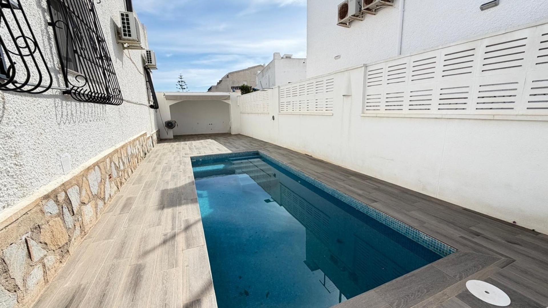 Resale - Villa - Villamartin - Blue Lagoon