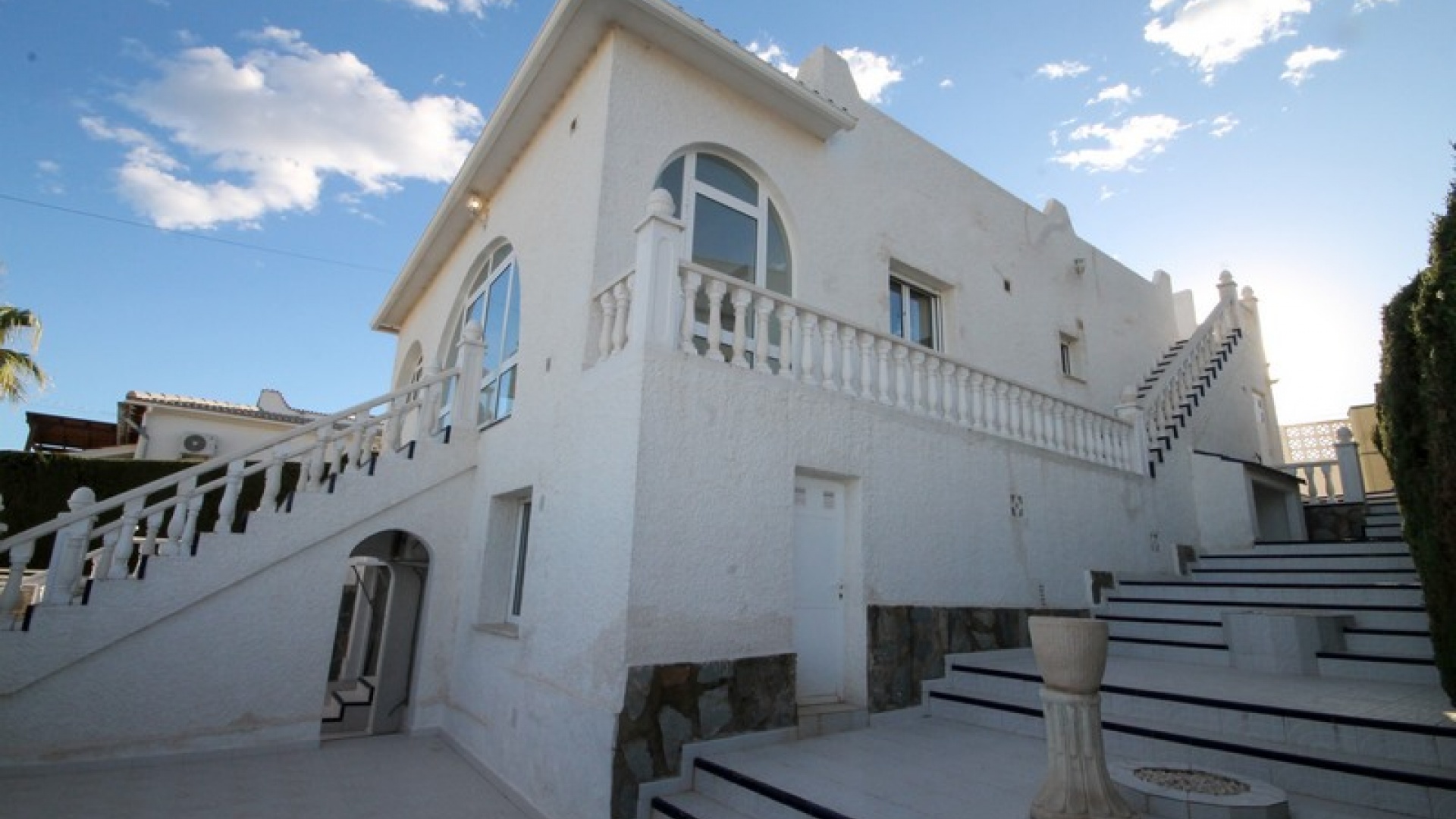 Resale - Villa - Villamartin - blue lagoon