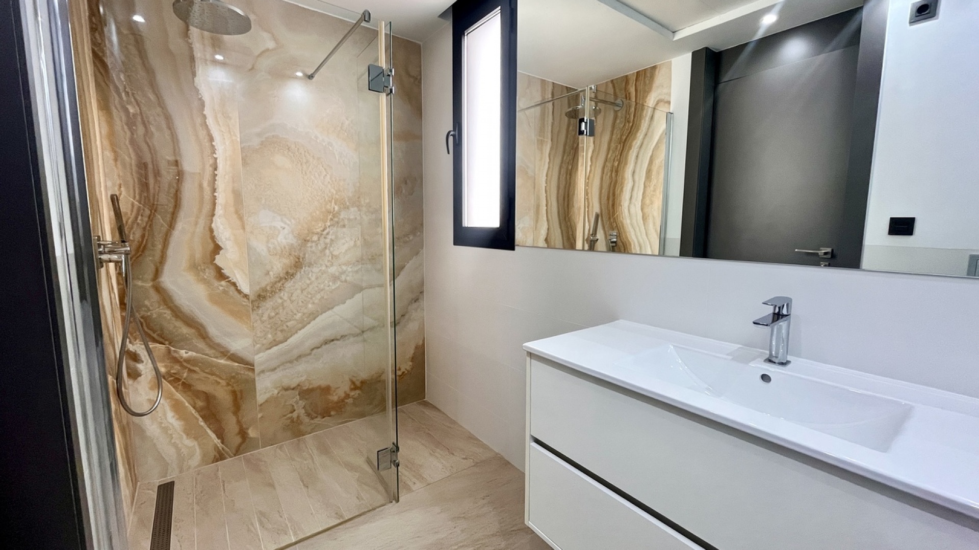 Resale - Villa - Villamartin - El Galan