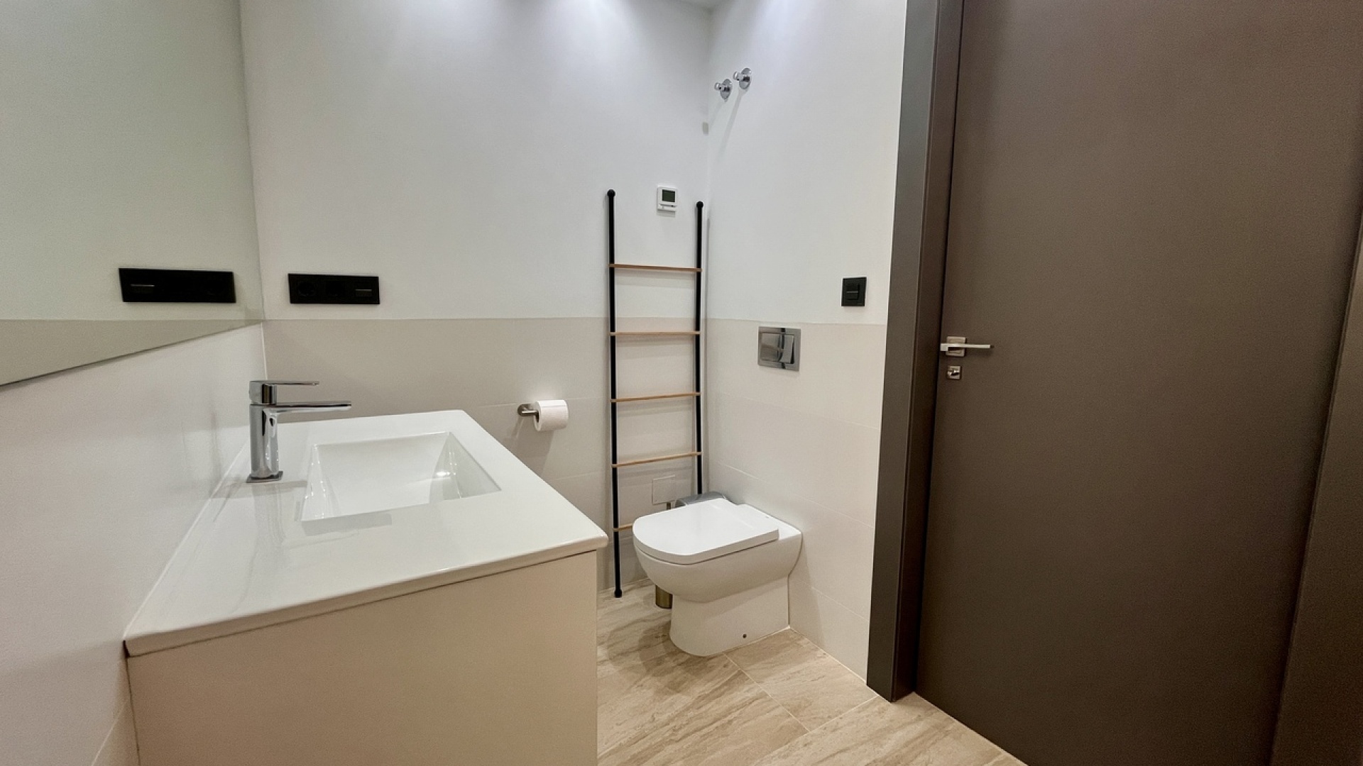 Resale - Villa - Villamartin - El Galan