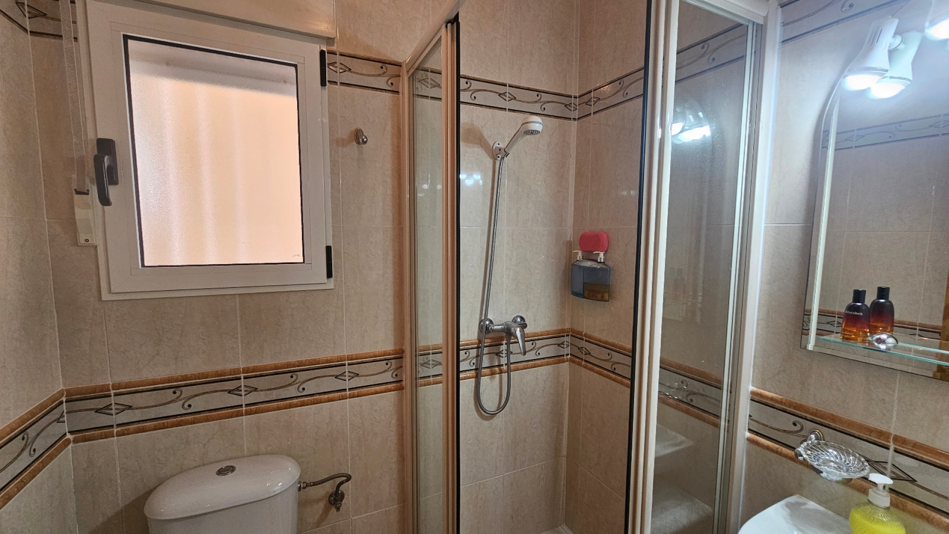 Resale - Villa - Villamartin - El Galan