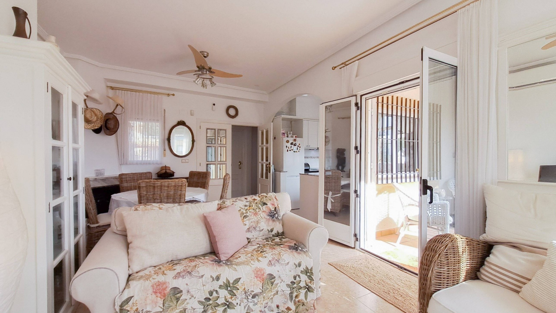 Resale - Villa - Villamartin - El Galan