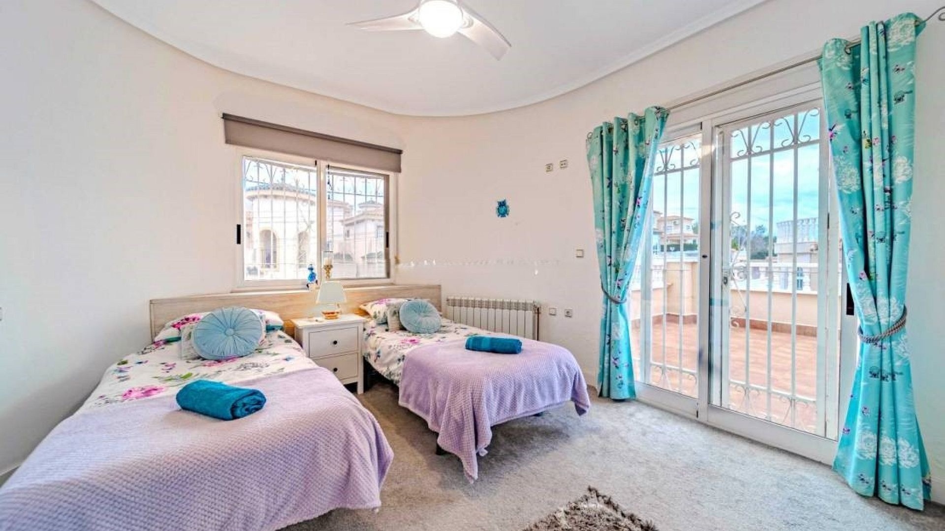 Resale - Villa - Villamartin - El Galan