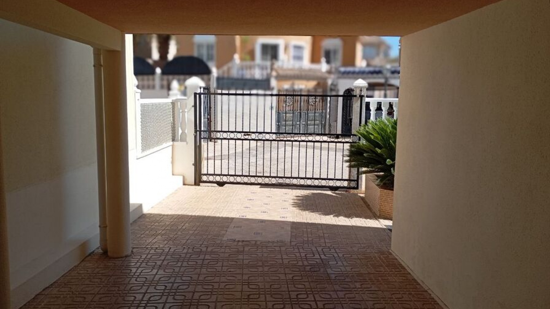 Resale - Villa - Villamartin - El Galan