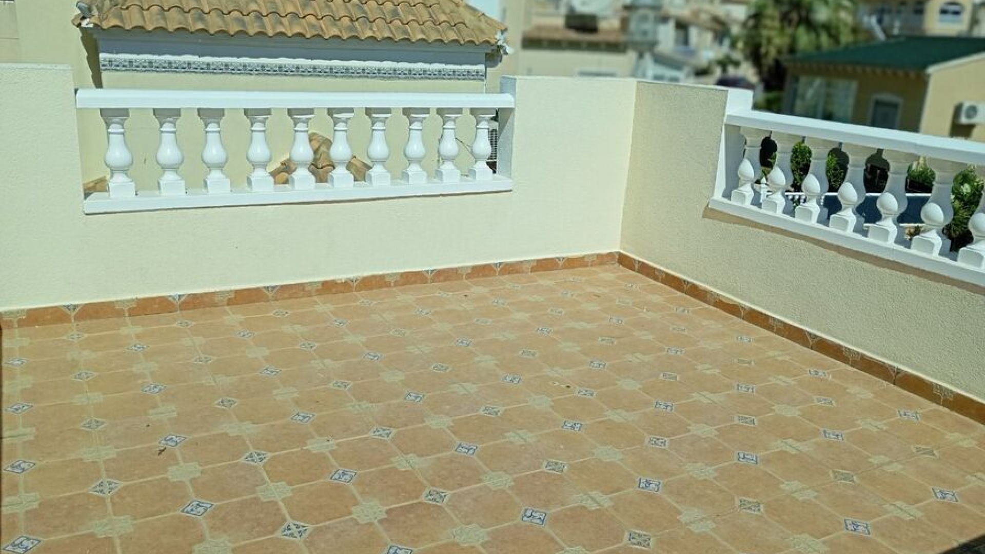 Resale - Villa - Villamartin - El Galan