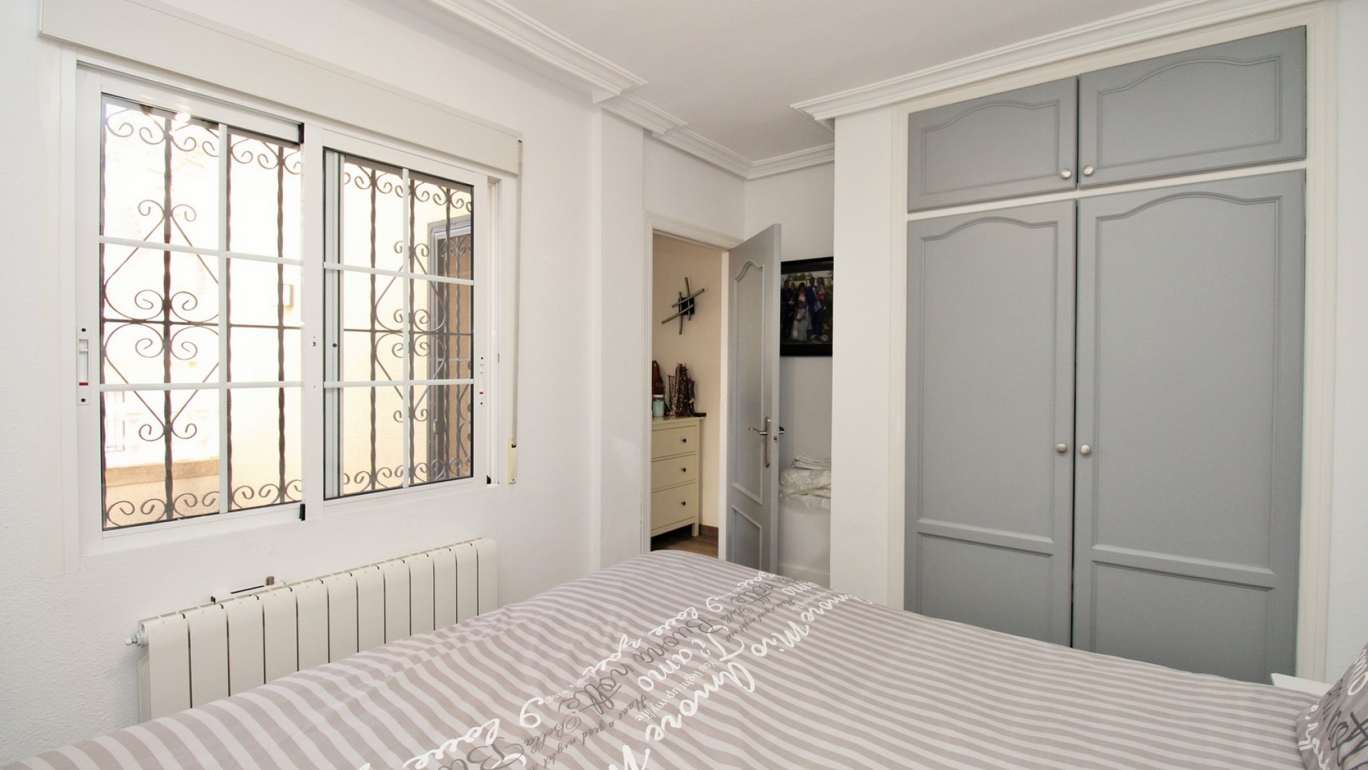 Resale - Villa - Villamartin - El Galan