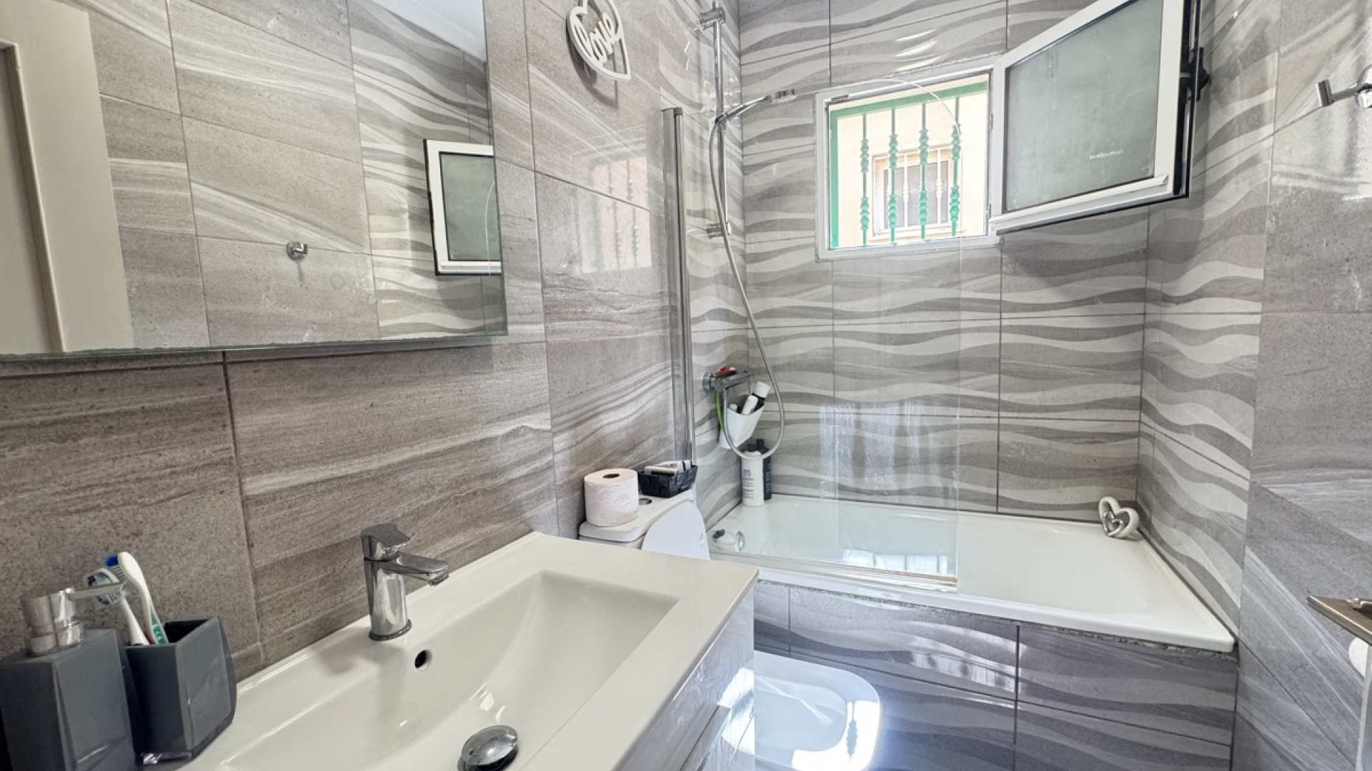 Resale - Villa - Villamartin - El Galan