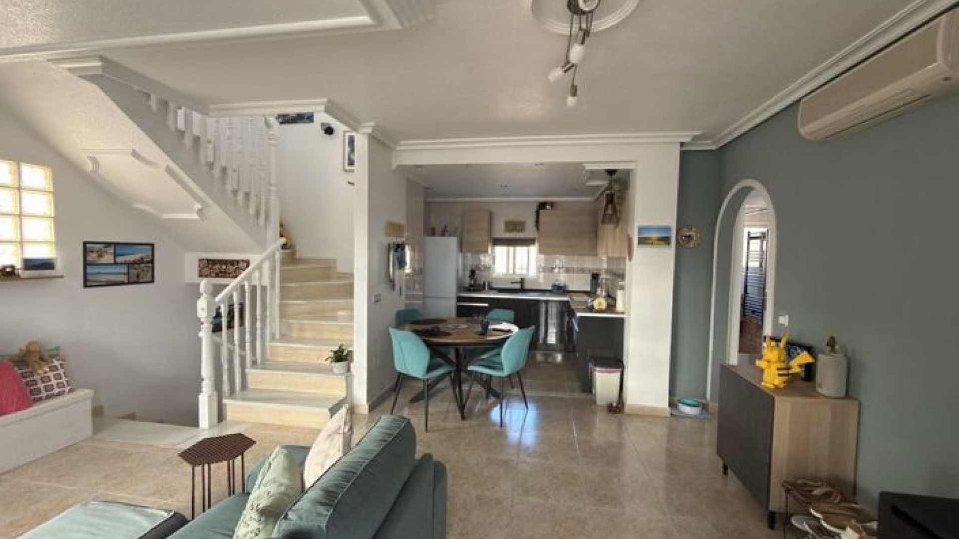 Resale - Villa - Villamartin - El Galan