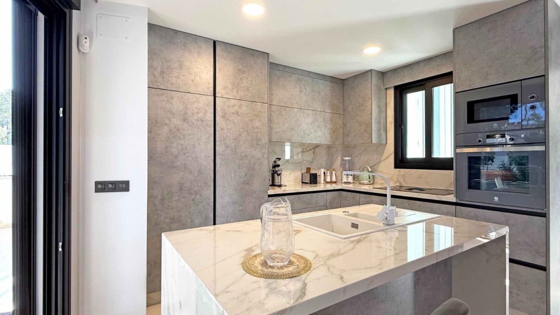 Resale - Villa - Villamartin - El Galan