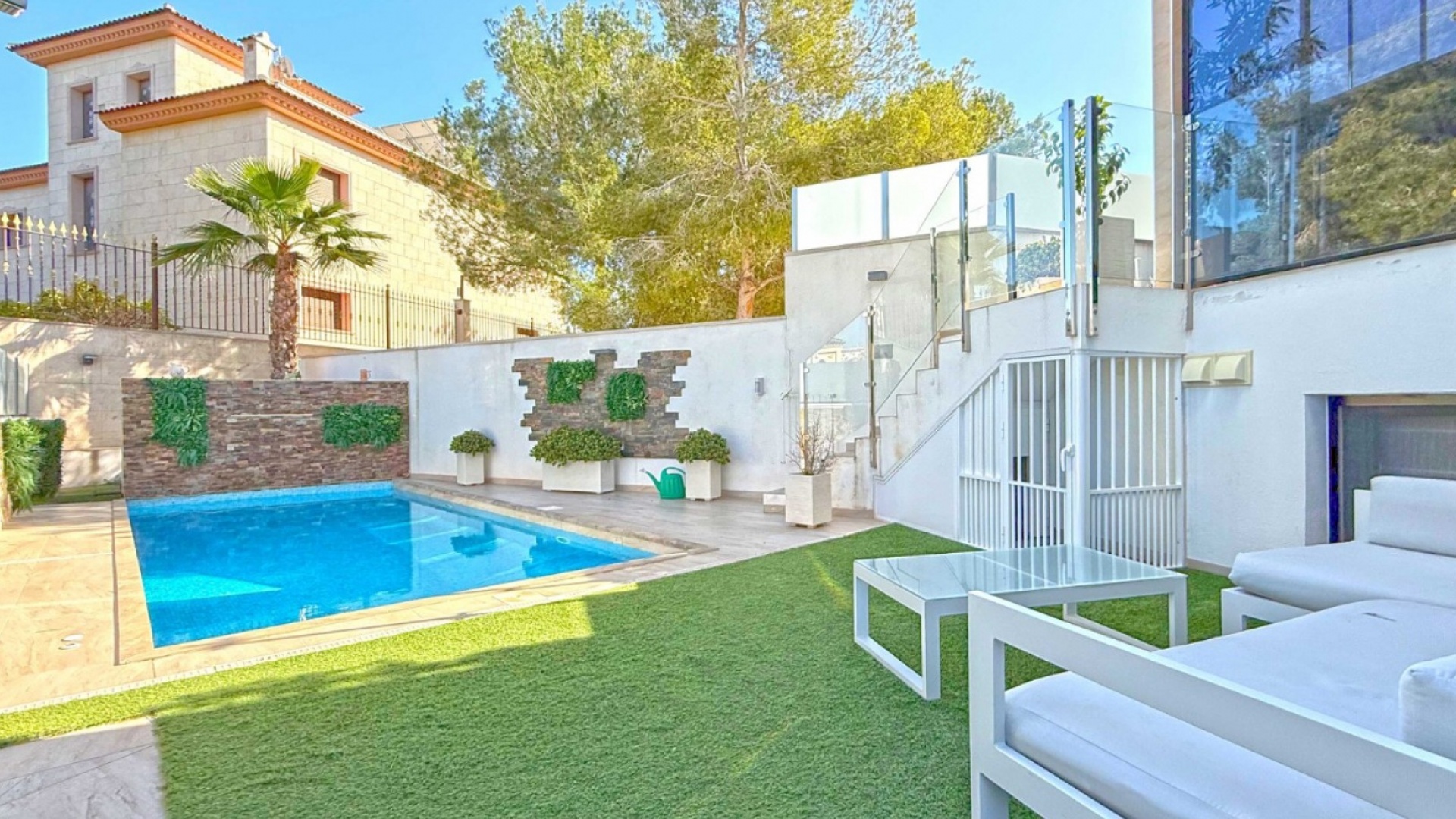 Resale - Villa - Villamartin - El Galan