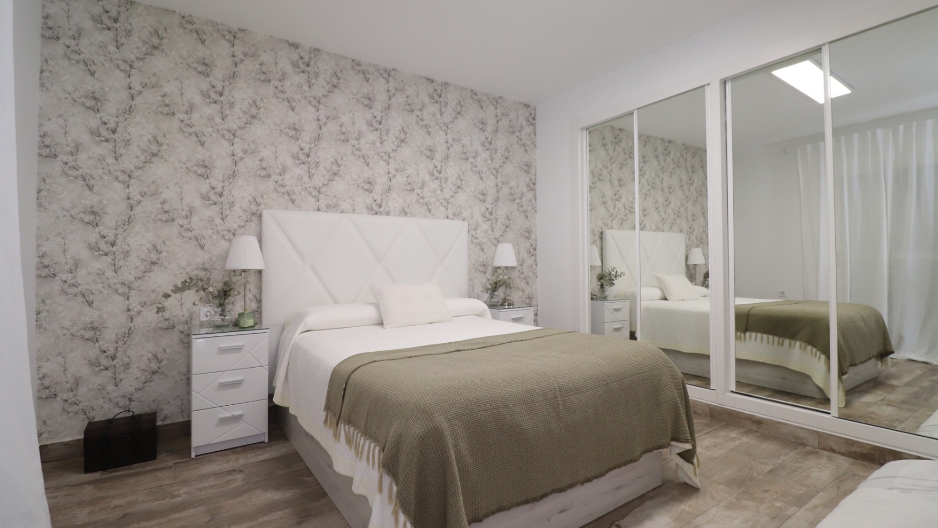 Resale - Villa - Villamartin - El Galan