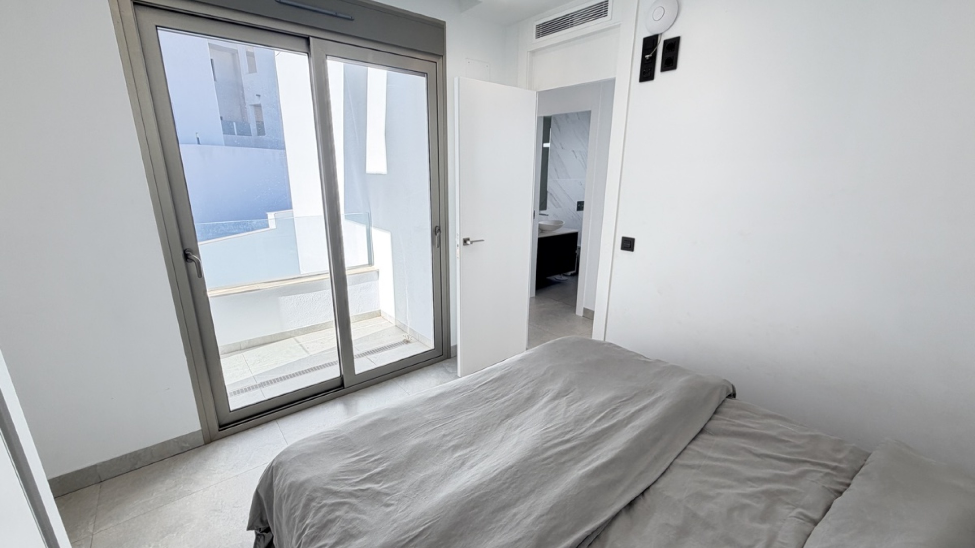 Resale - Villa - Villamartin - El Galan