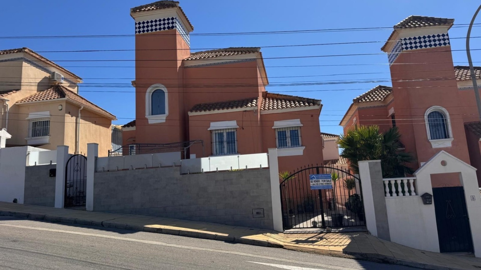 Resale - Villa - Villamartin - El Galan