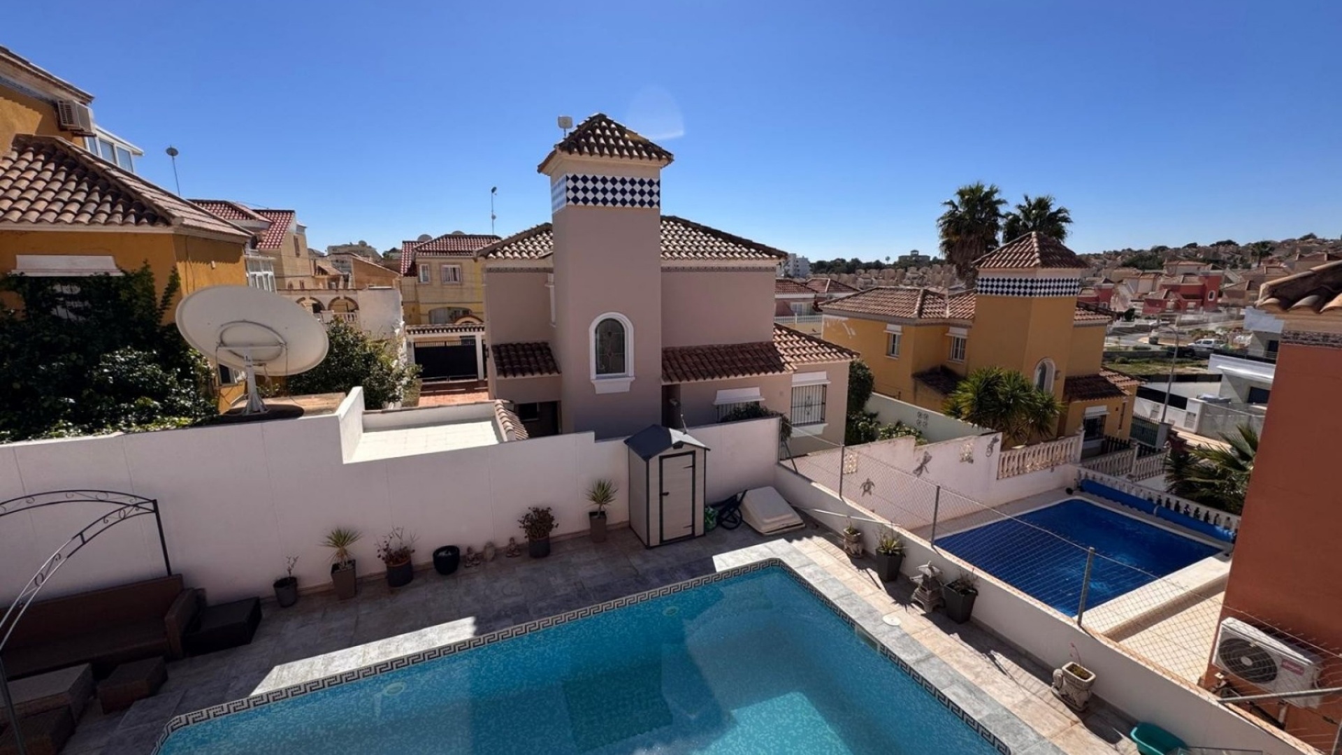 Resale - Villa - Villamartin - El Galan