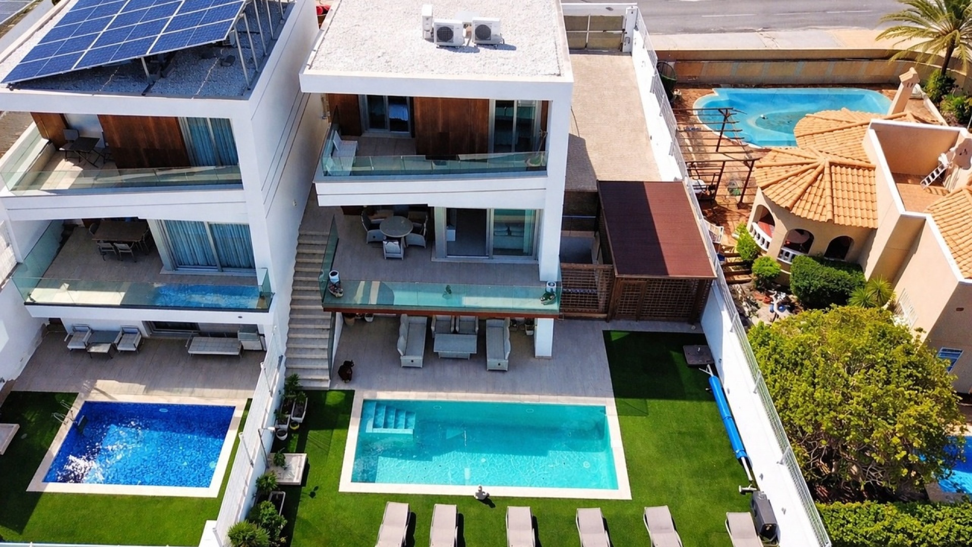 Resale - Villa - Villamartin - El Galan