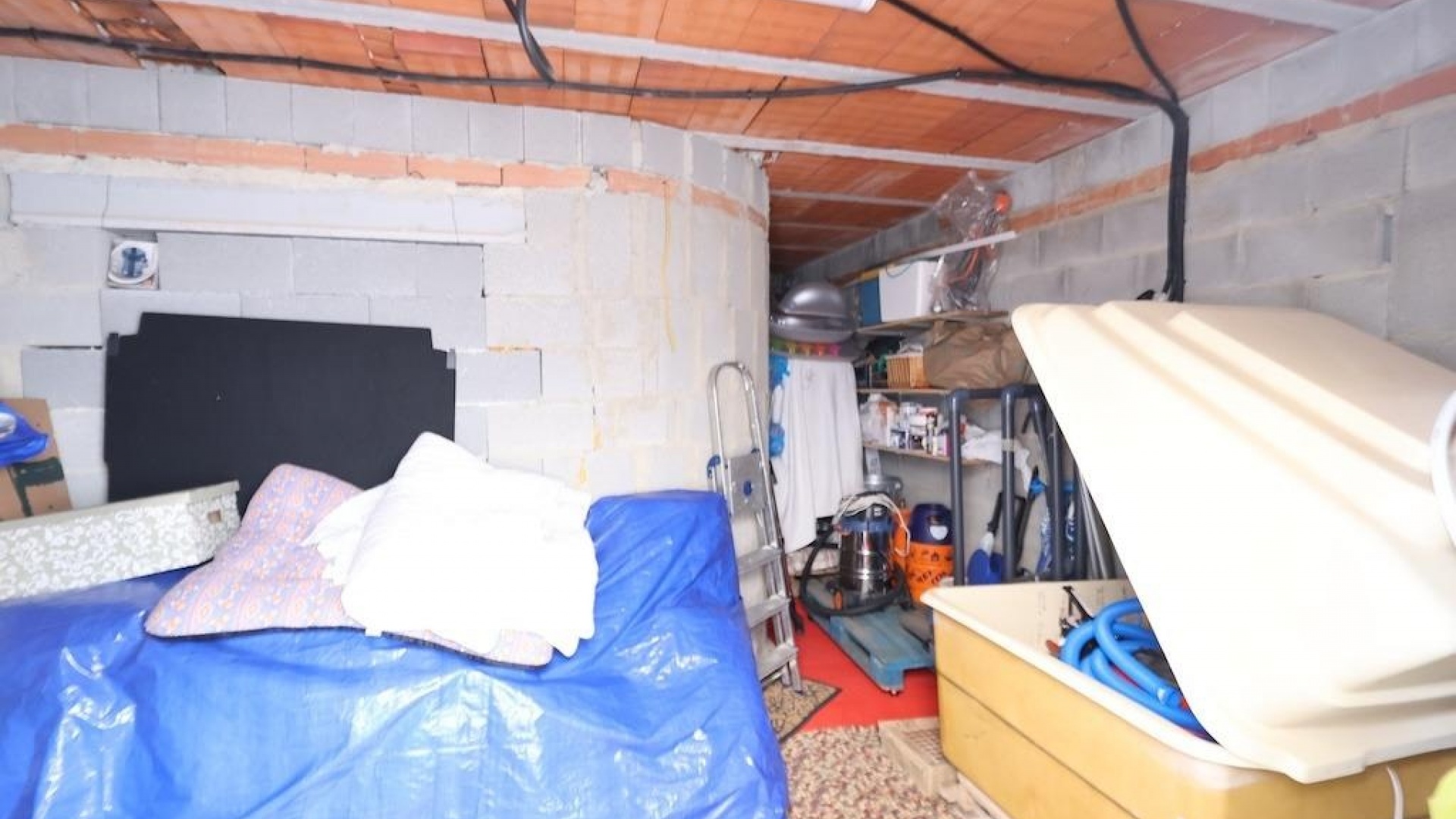 Resale - Villa - Villamartin - El Galan