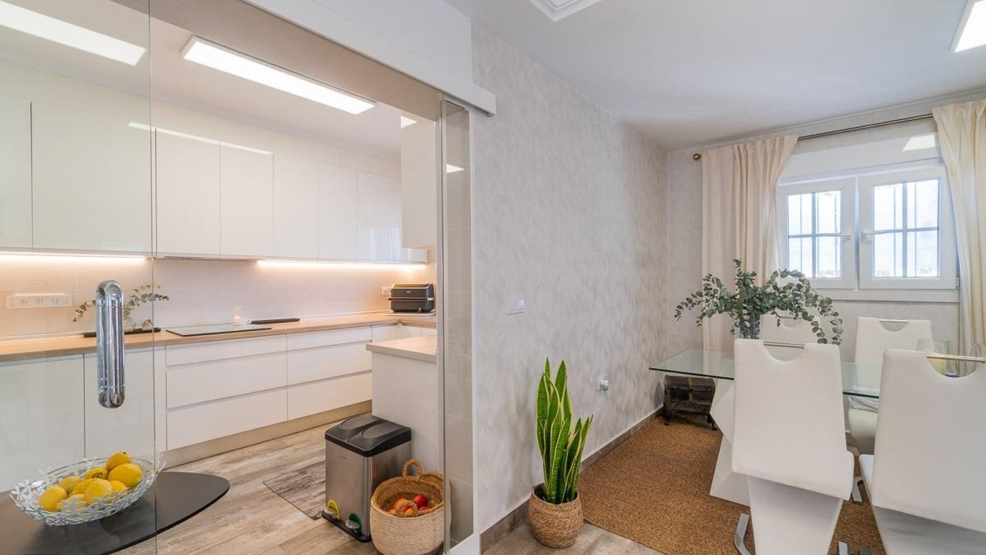 Resale - Villa - Villamartin - El Galan
