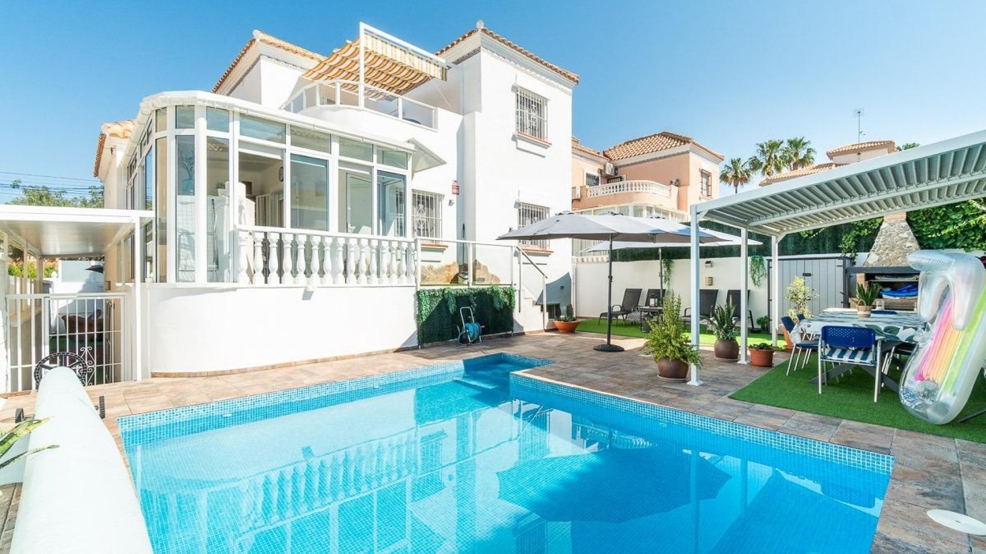 Resale - Villa - Villamartin - El Galan