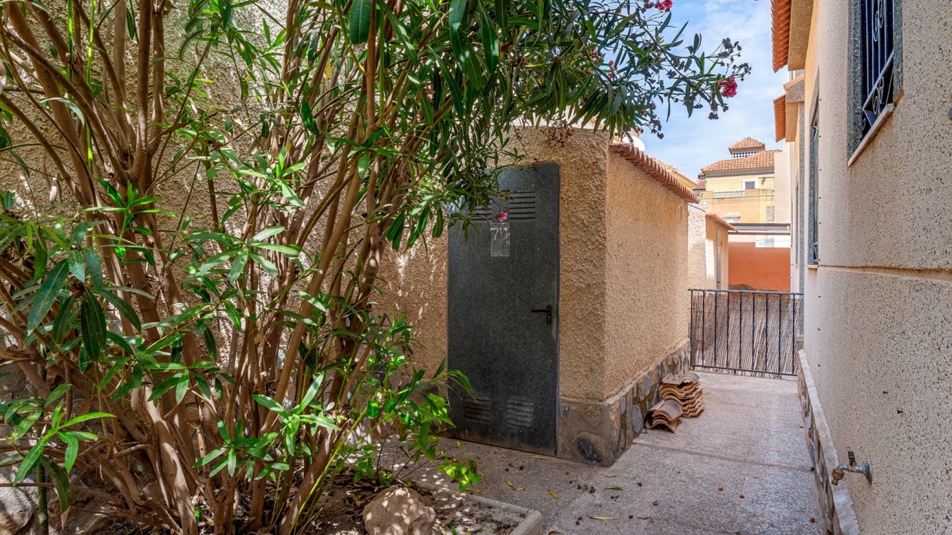 Resale - Villa - Villamartin - El Galan