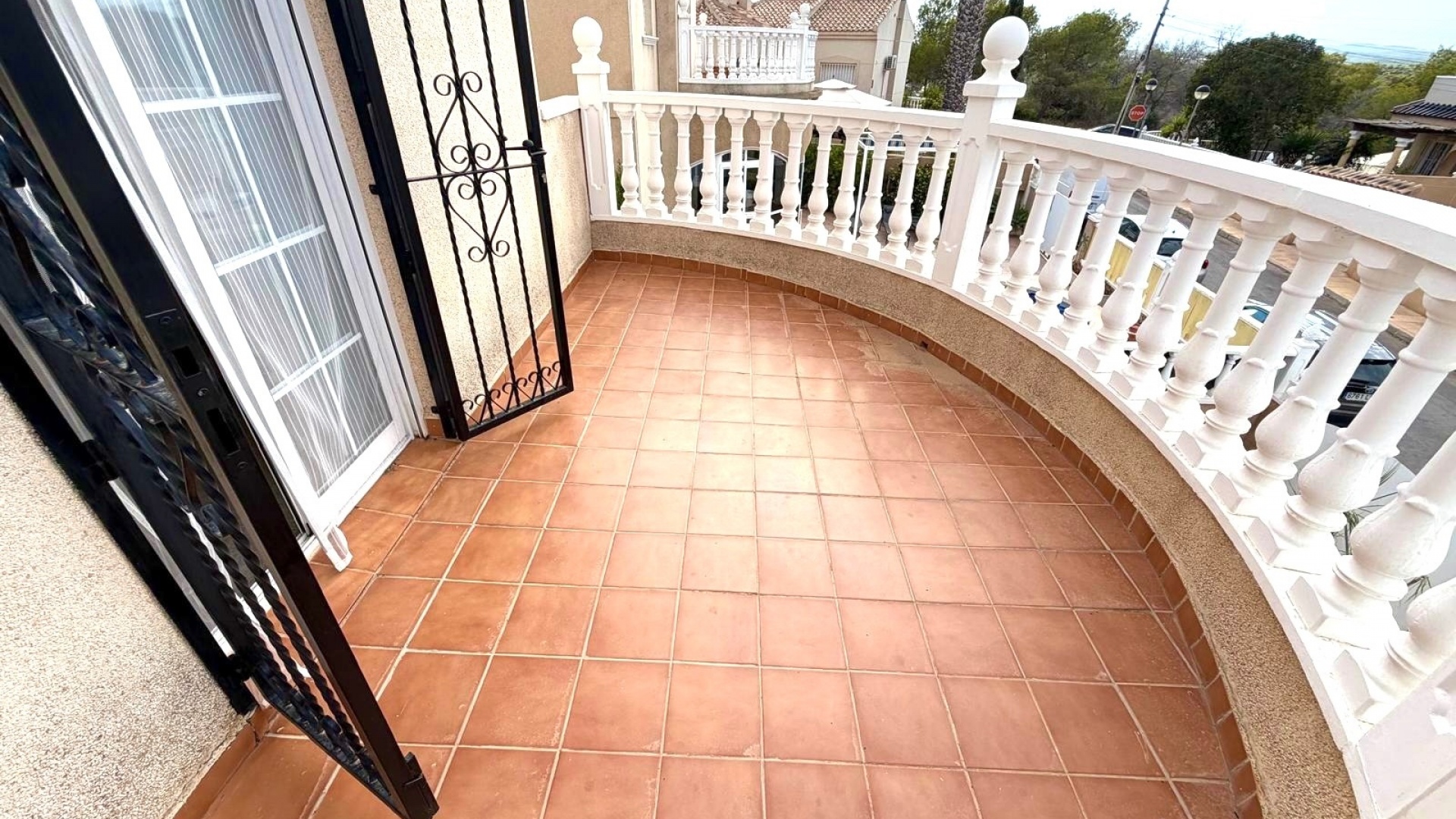 Resale - Villa - Villamartin - El Galan