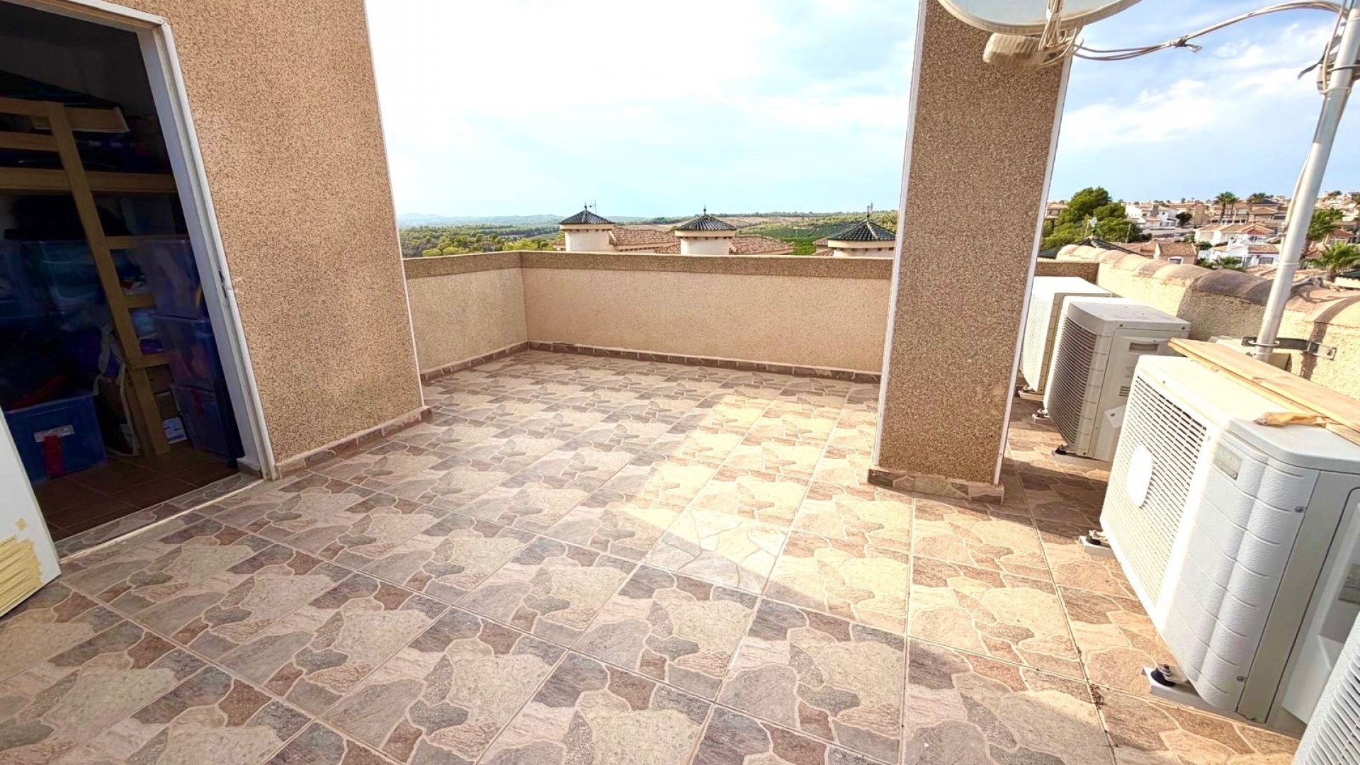 Resale - Villa - Villamartin - El Galan