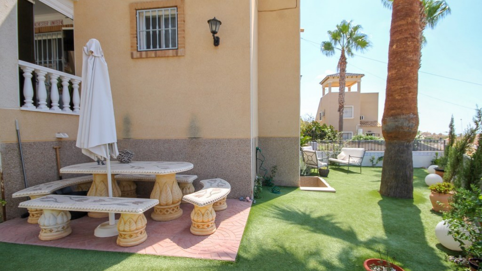 Resale - Villa - Villamartin - El Galan