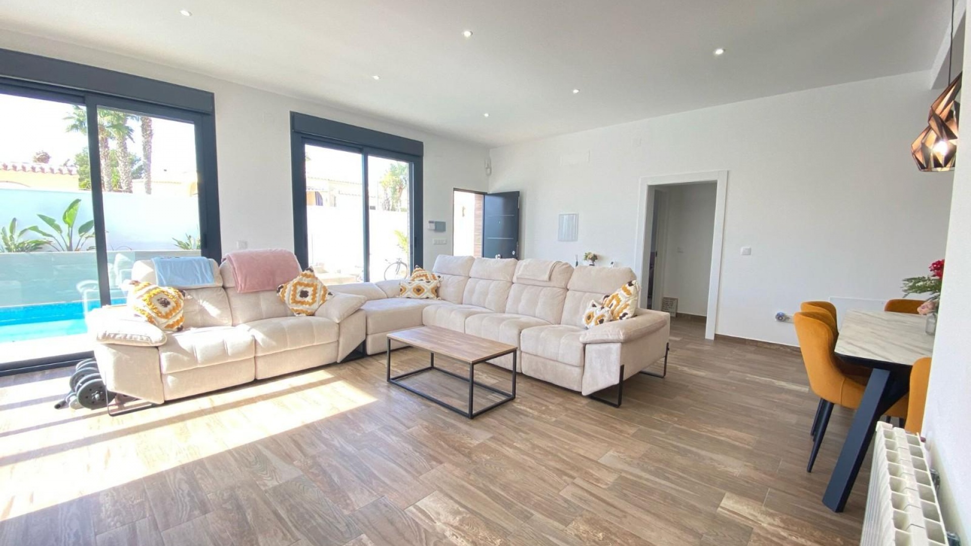 Resale - Villa - Villamartin - el presidente