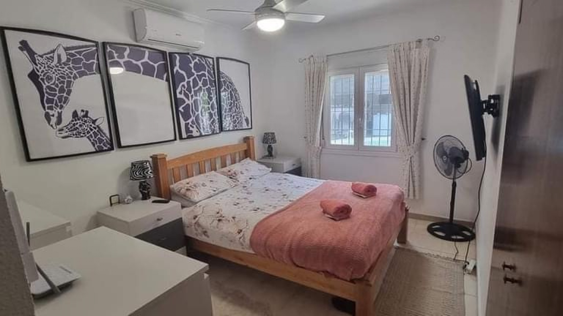 Resale - Villa - Villamartin - La Fuente