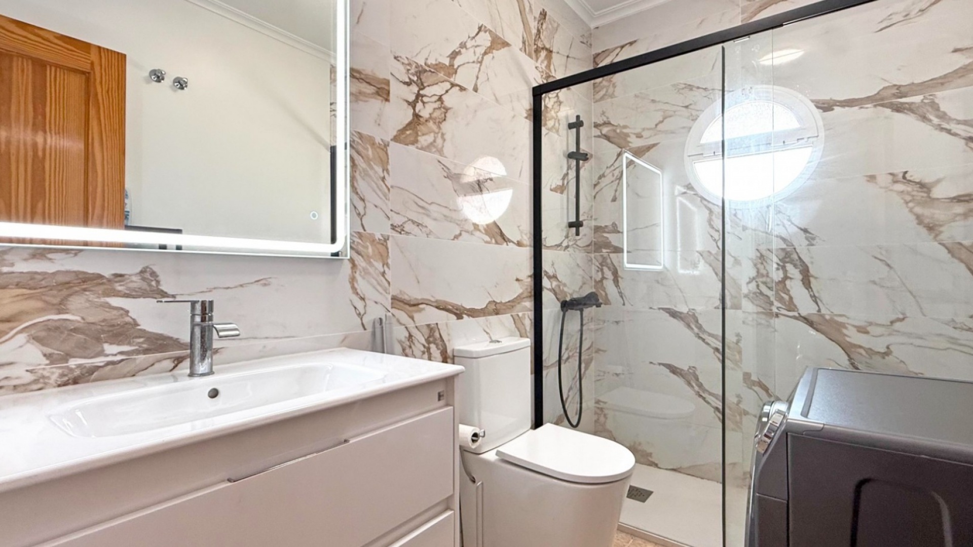 Resale - Villa - Villamartin - La Fuente