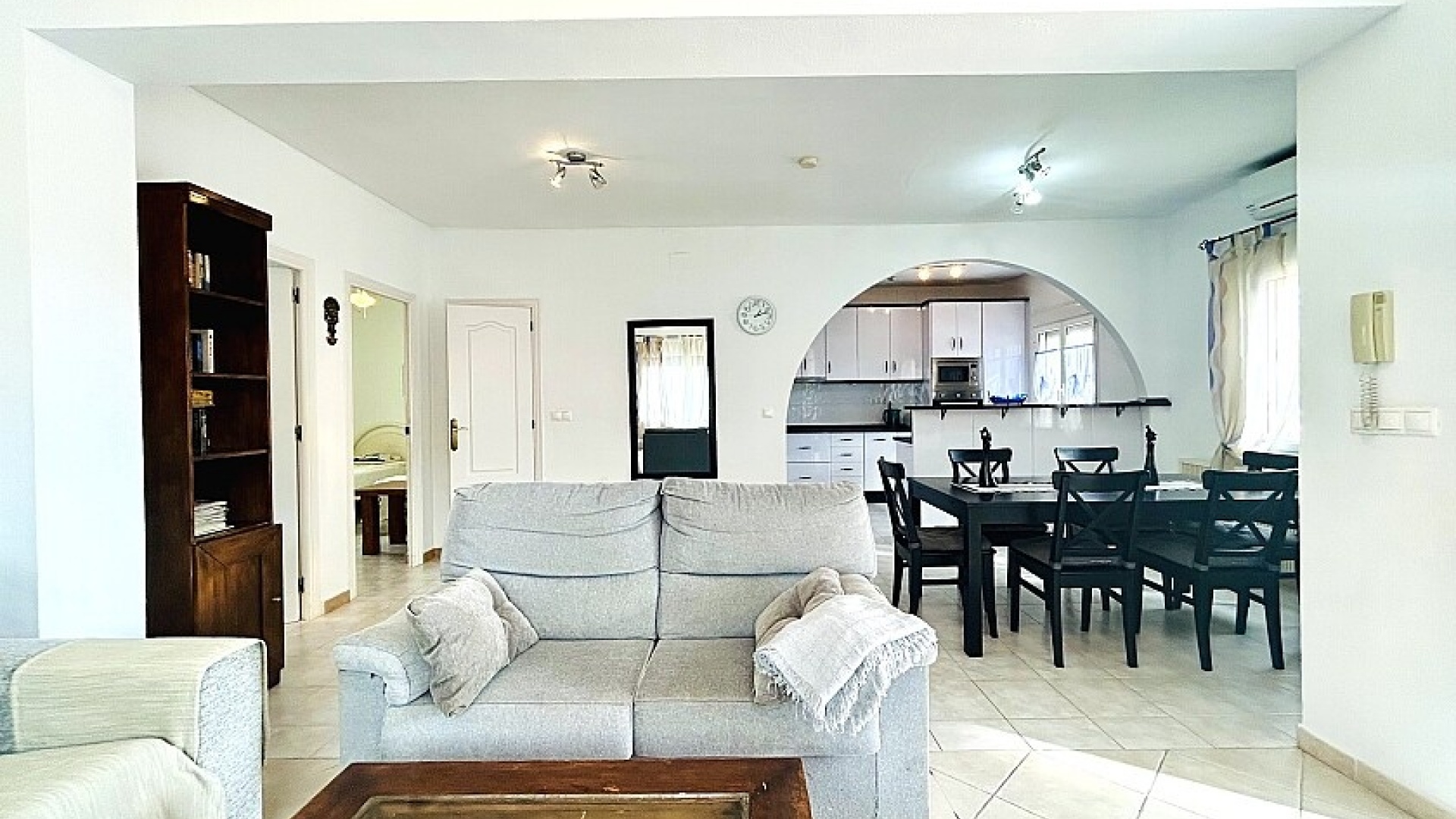 Resale - Villa - Villamartin - las filipinas