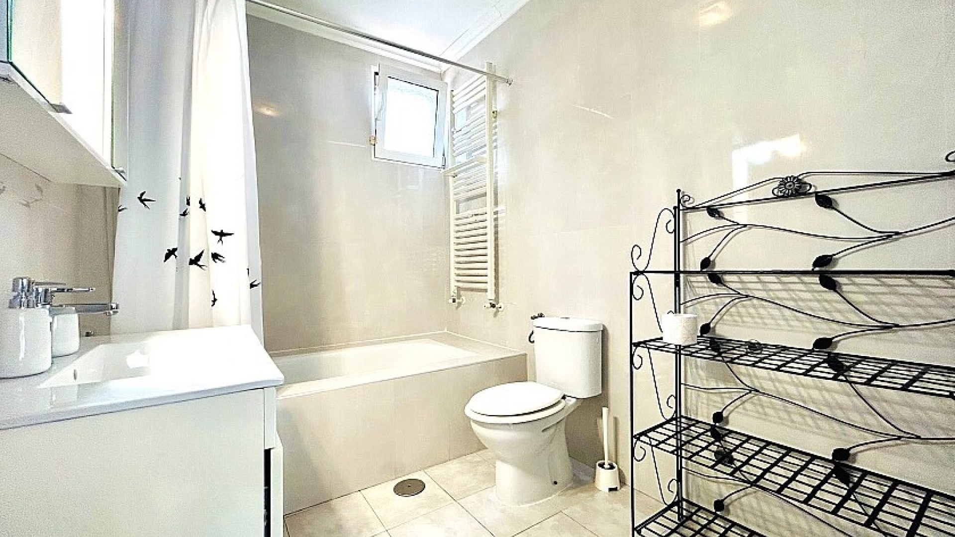 Resale - Villa - Villamartin - las filipinas