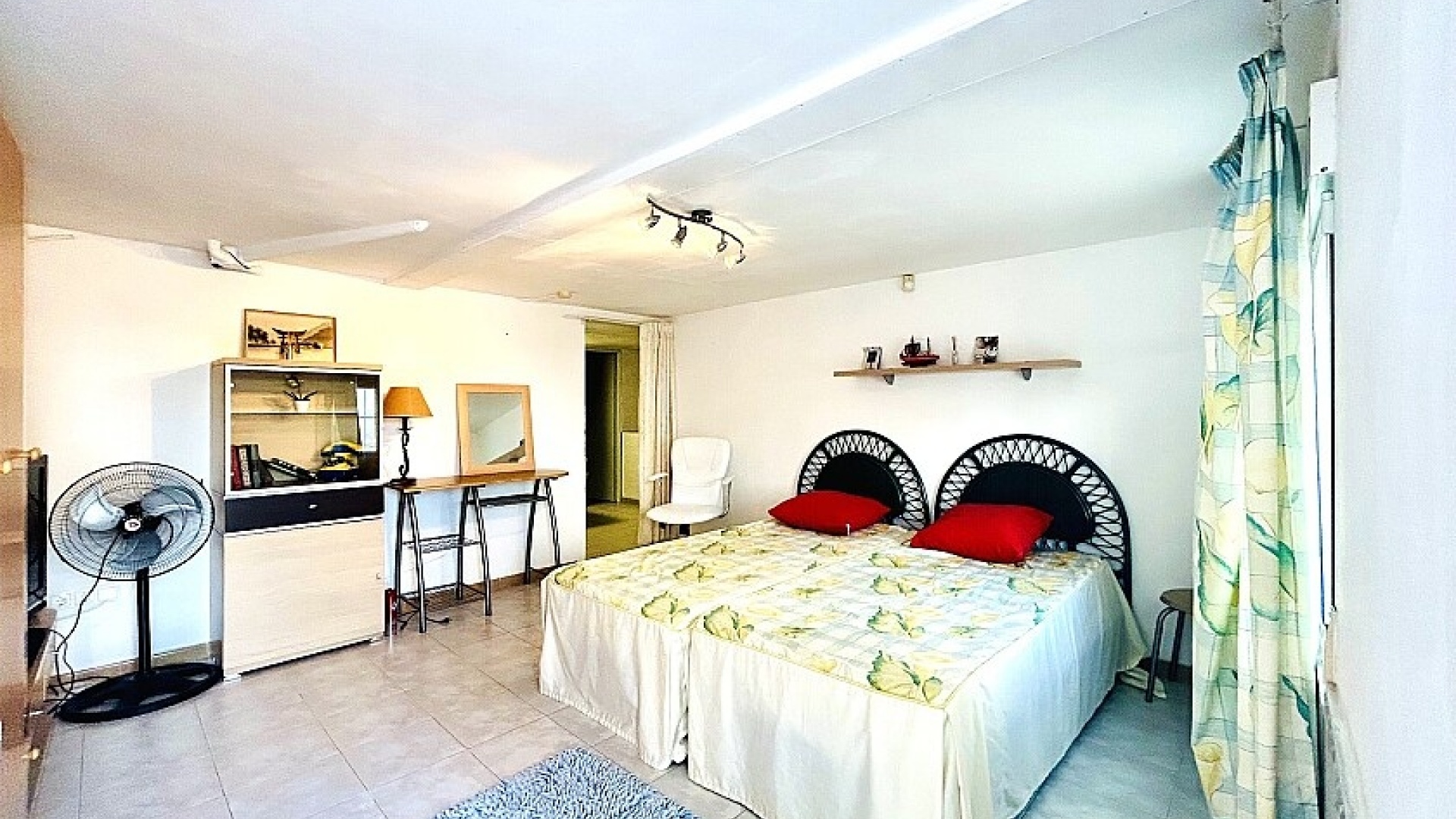 Resale - Villa - Villamartin - las filipinas