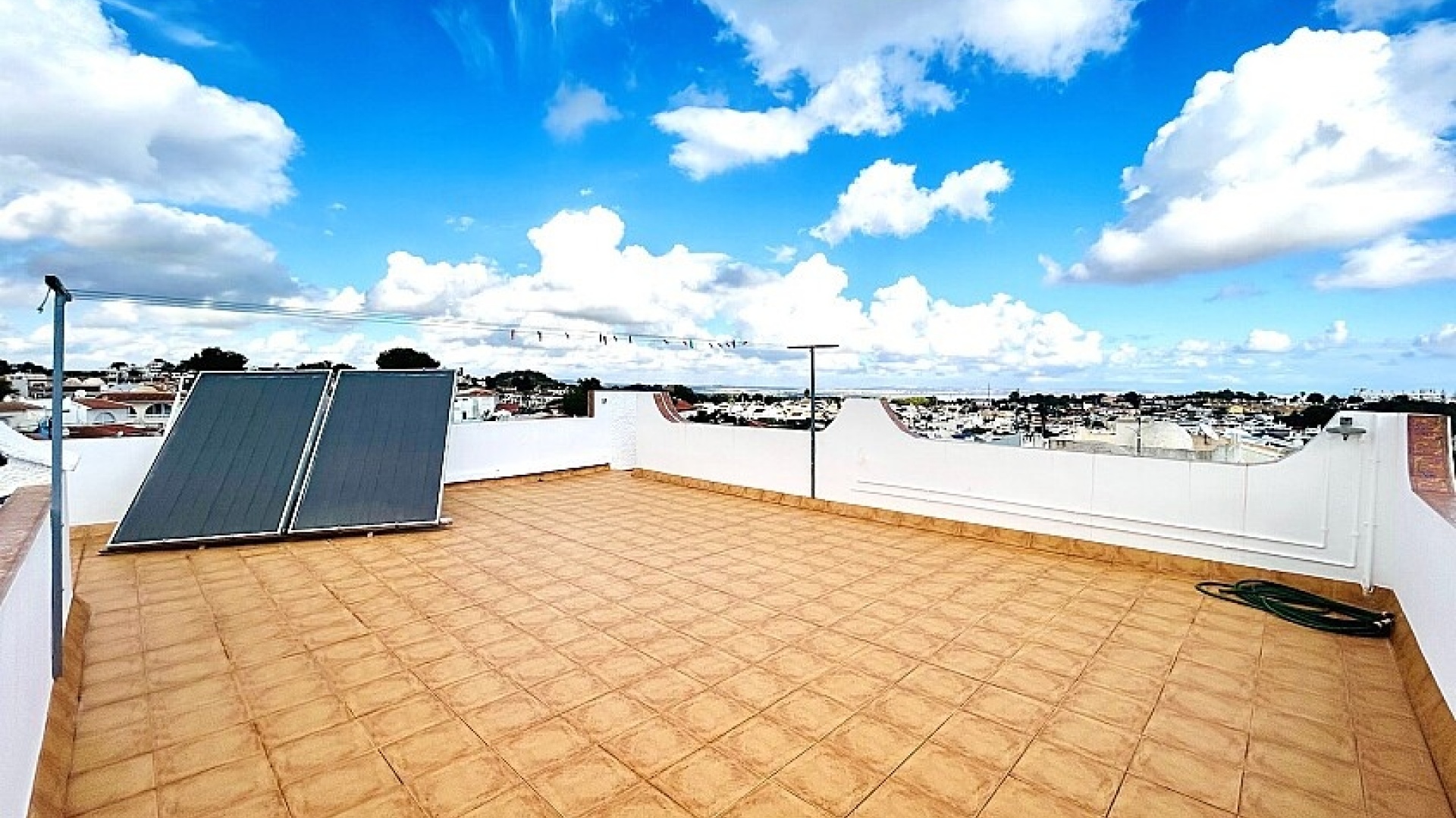 Resale - Villa - Villamartin - las filipinas