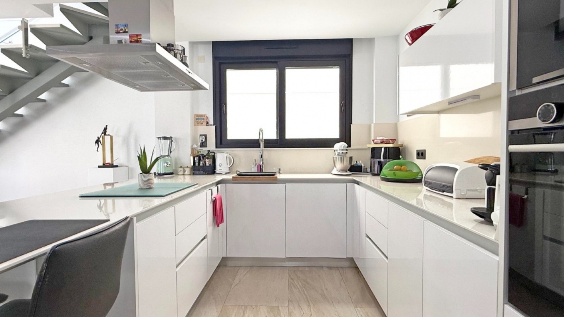 Resale - Villa - Villamartin - las filipinas