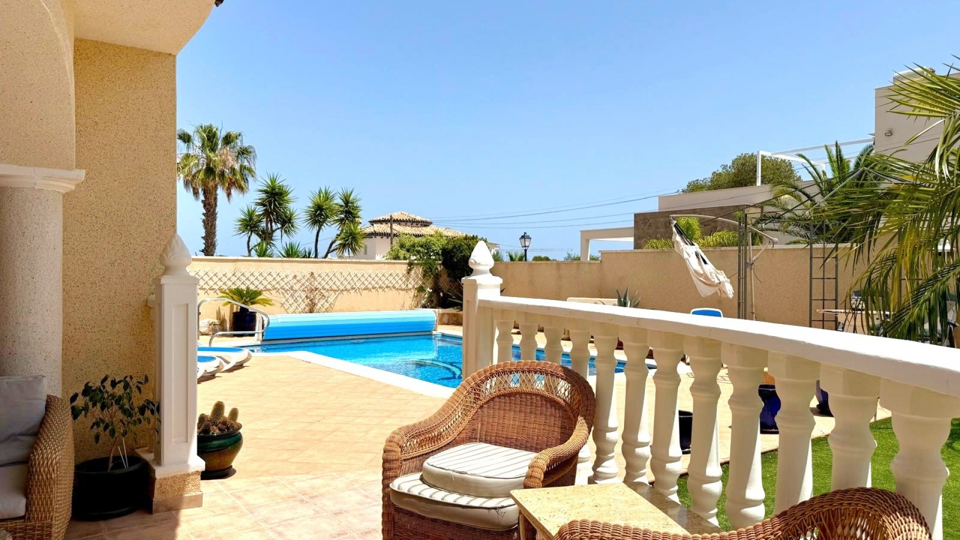 Resale - Villa - Villamartin - las filipinas